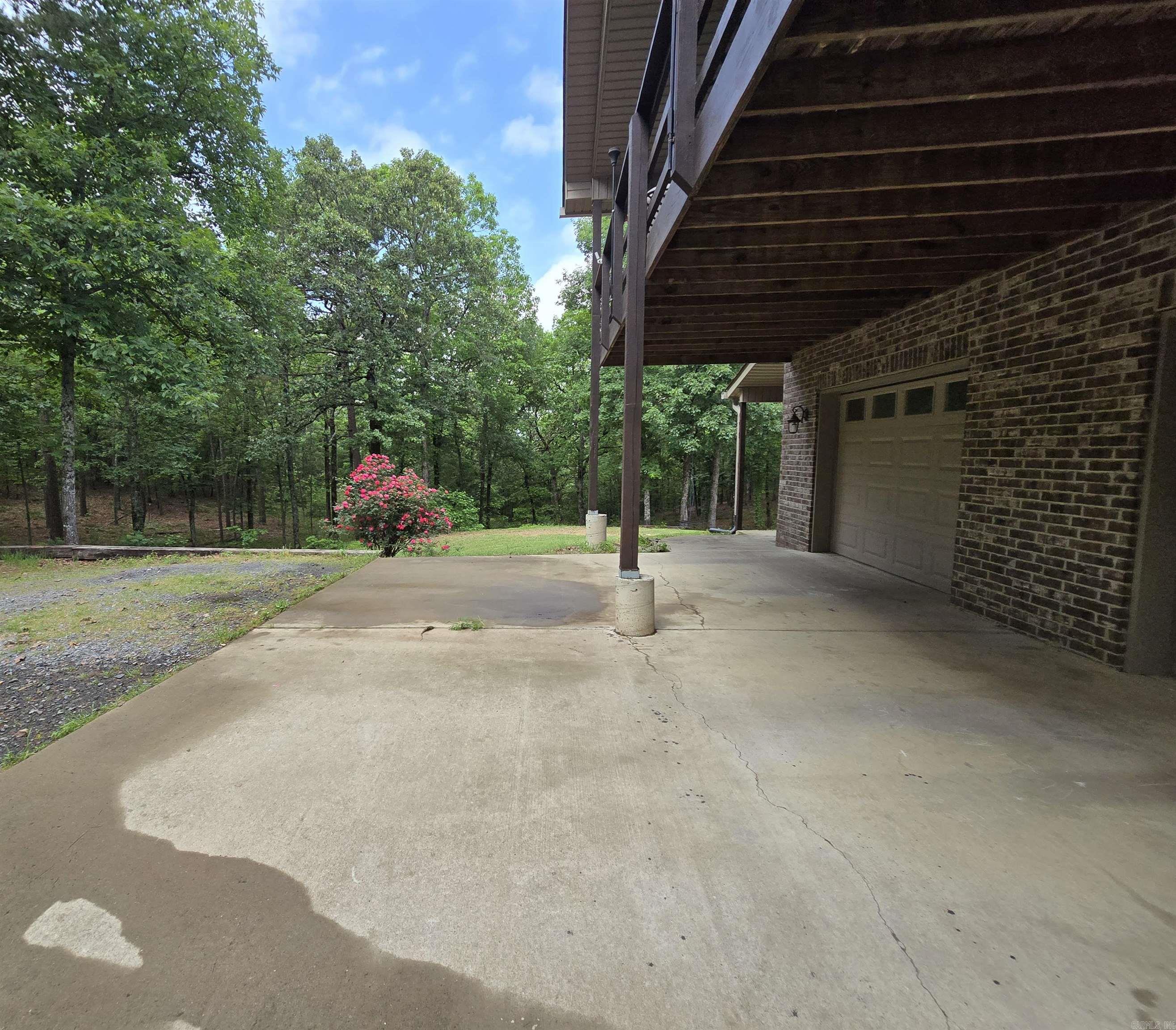 200  Red Oak  Mayflower, AR