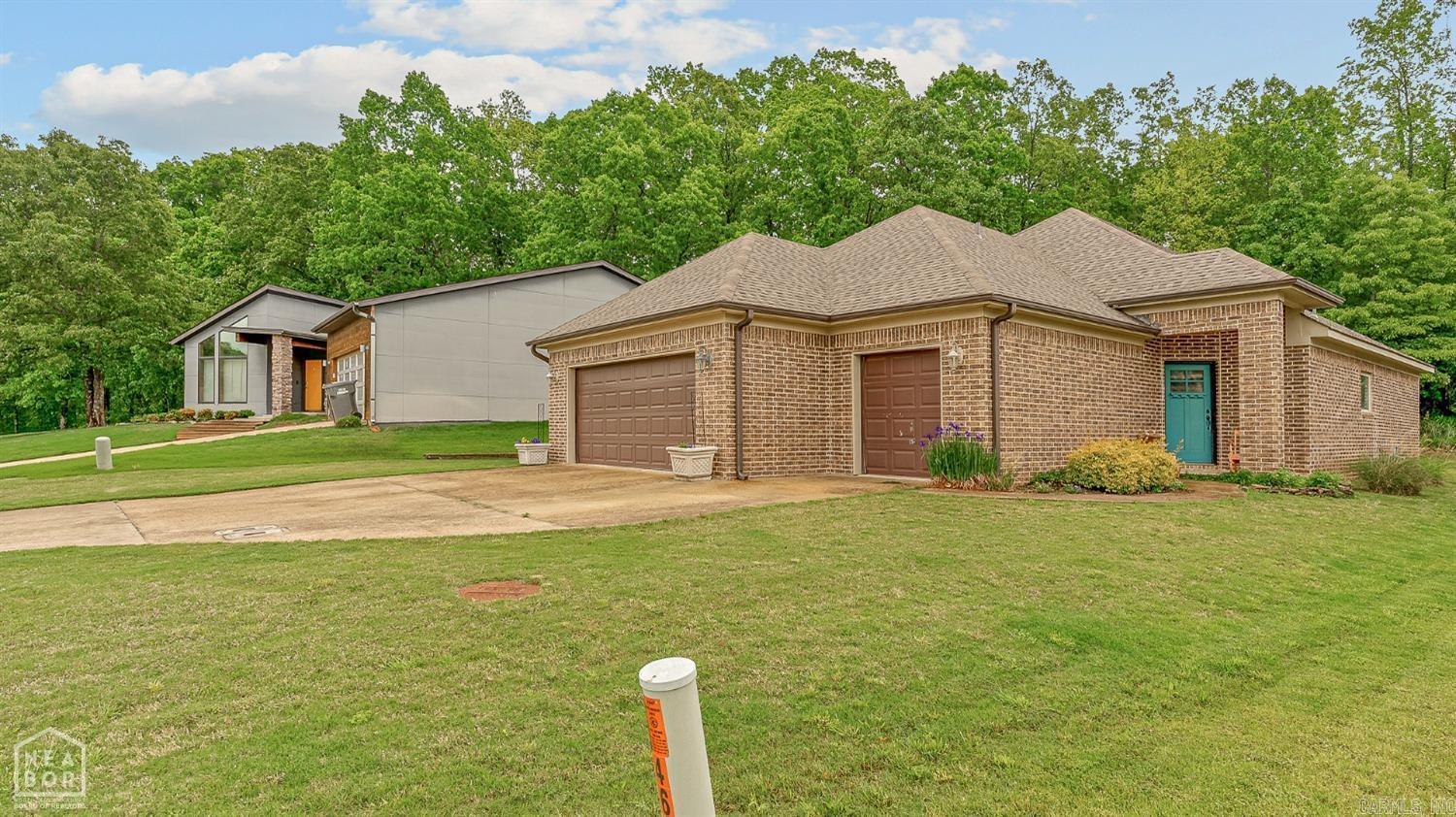 4621 Lochmoor Circle
