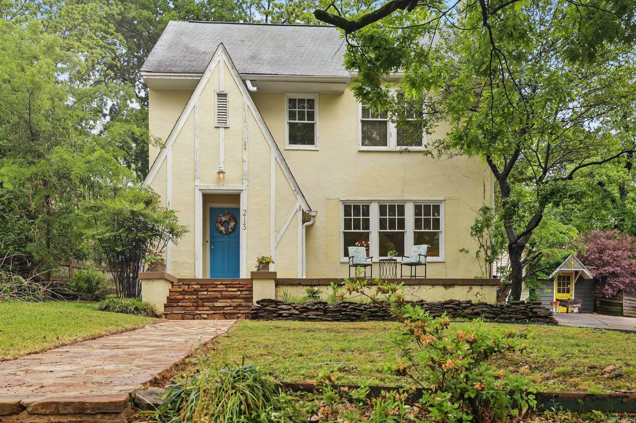 213 Colonial Court Little Rock, AR 72205