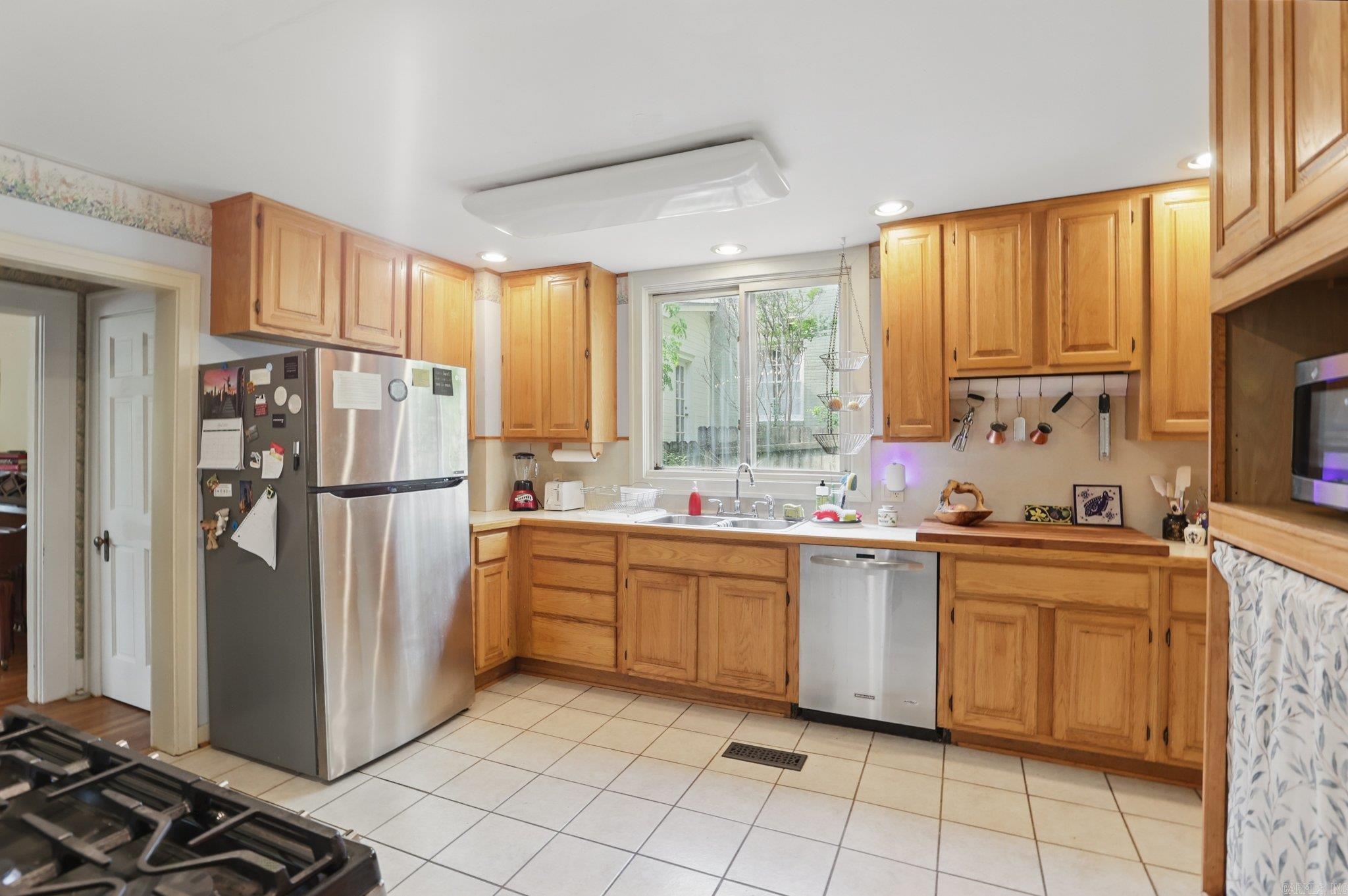 213 Colonial Court Little Rock, AR 72205