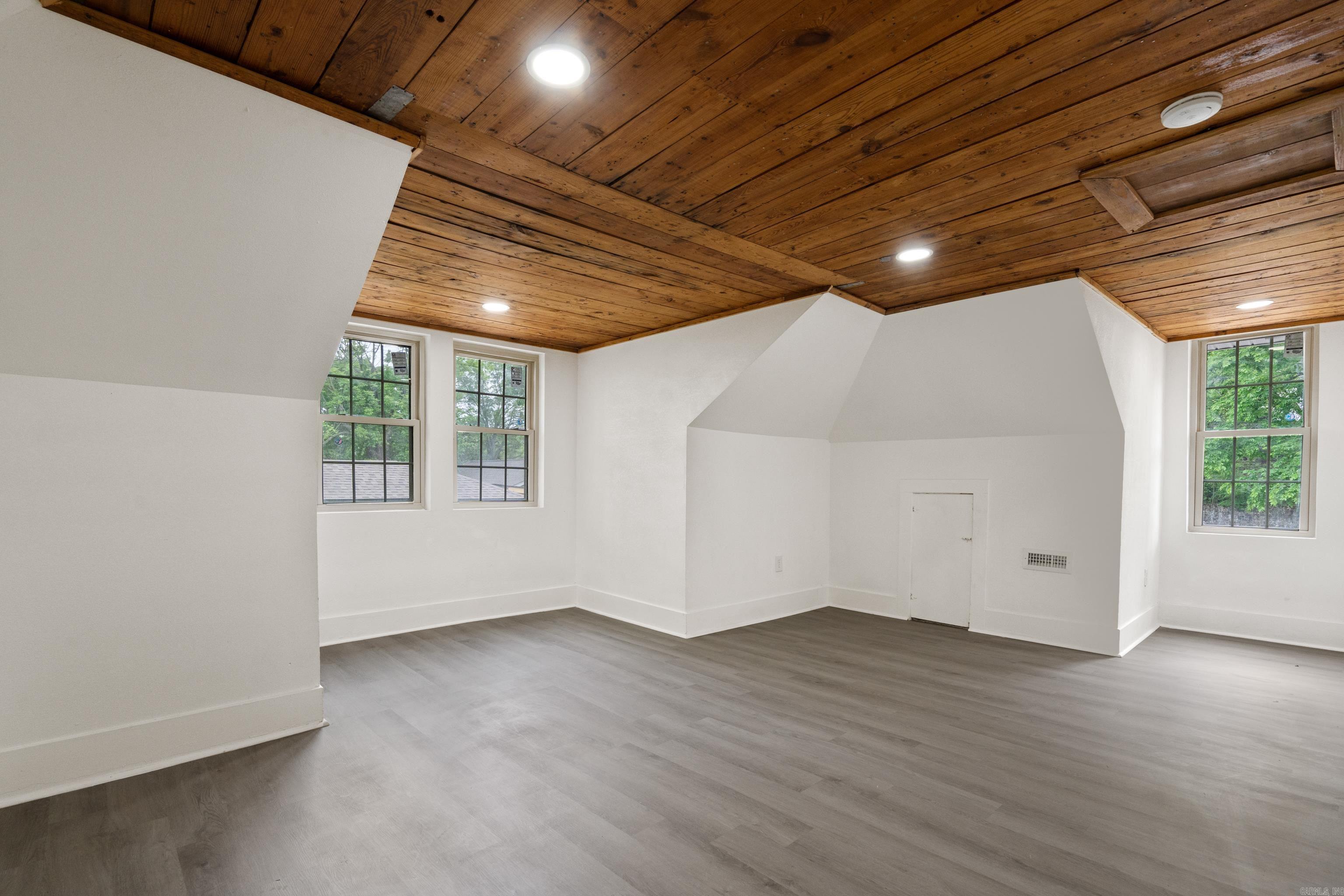207  Hagen  Hot Springs, AR