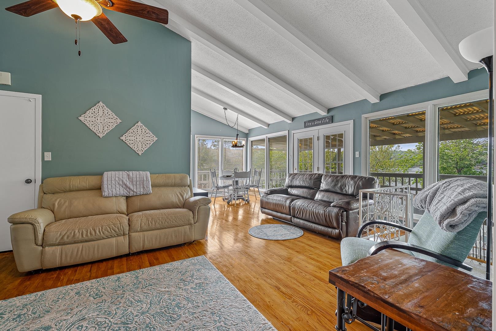 10  Winnebago  Cherokee Village, AR