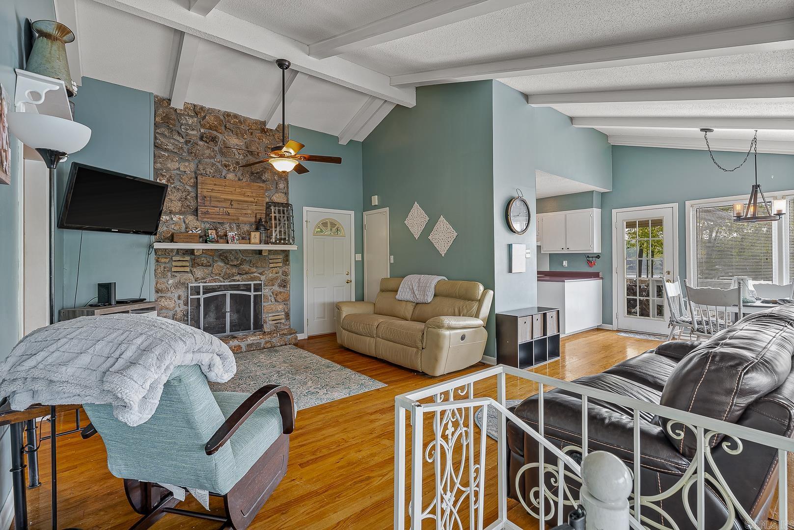 10 Winnebago  Cherokee Village, AR
