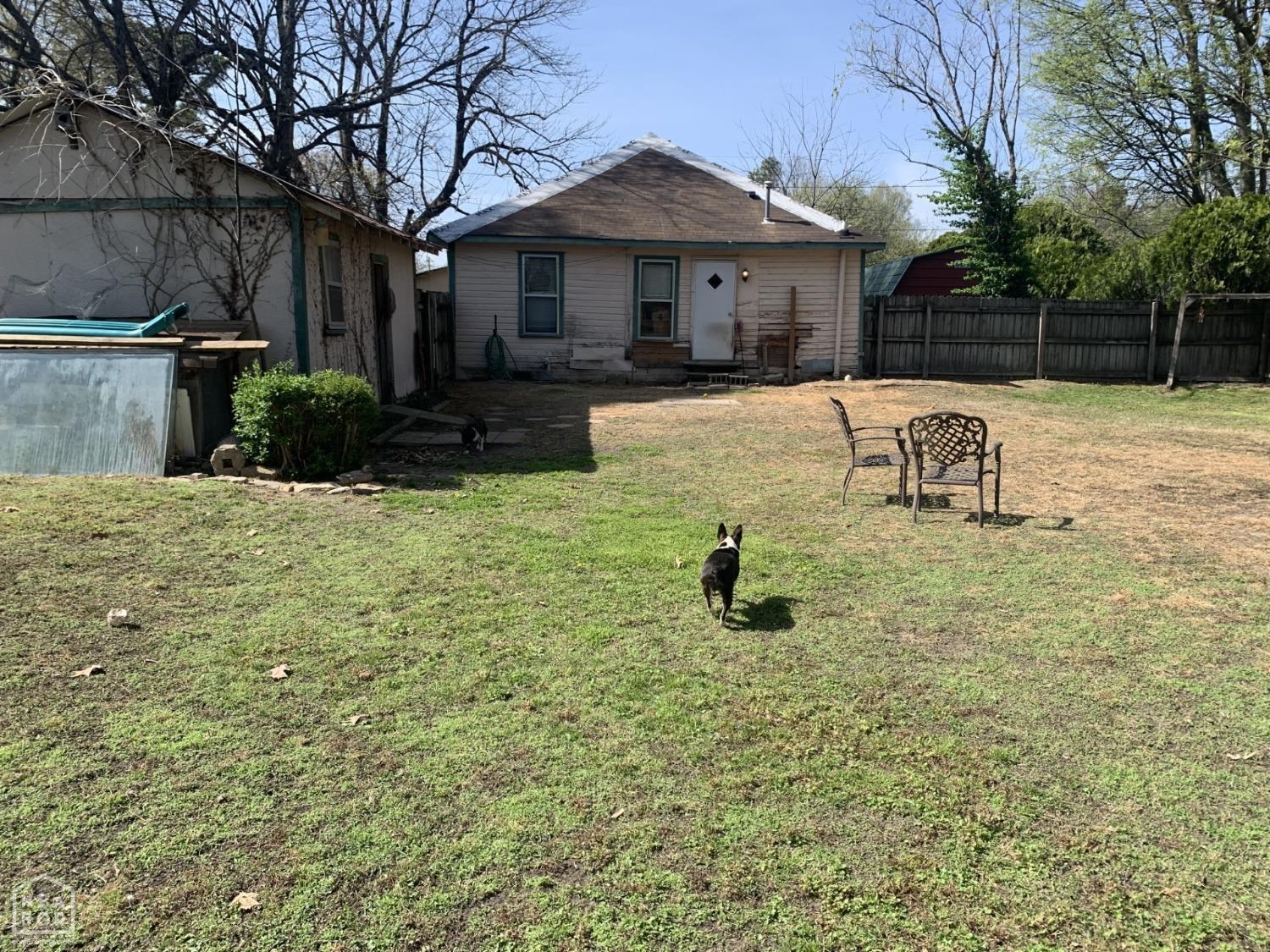 1031 SE 3rd  Walnut Ridge, AR