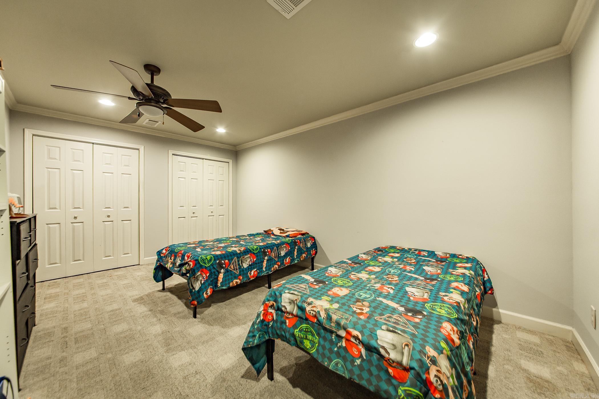 1916 Oakbrook Dr  Sherwood, AR