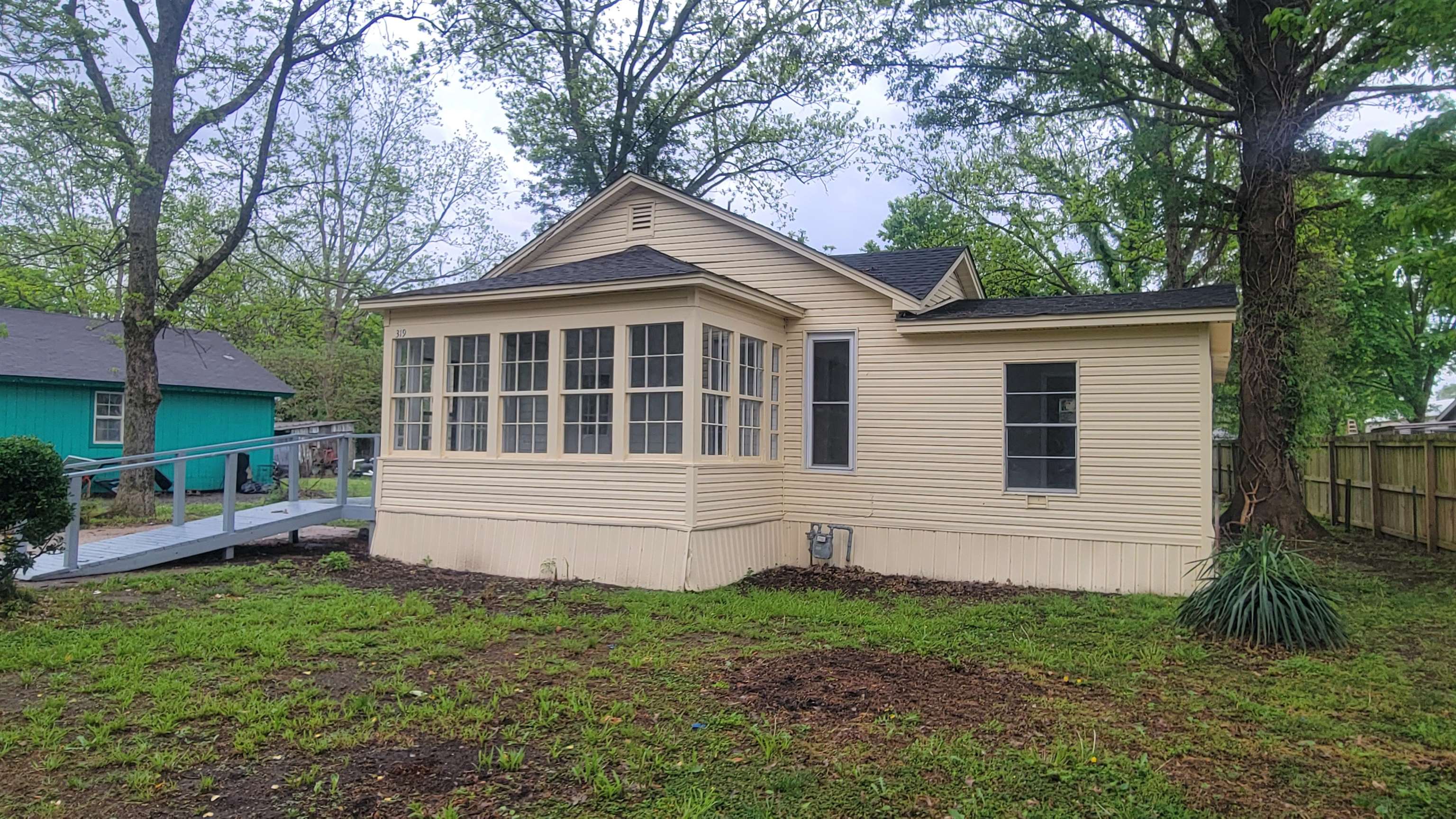 319  Paul  Lepanto, AR