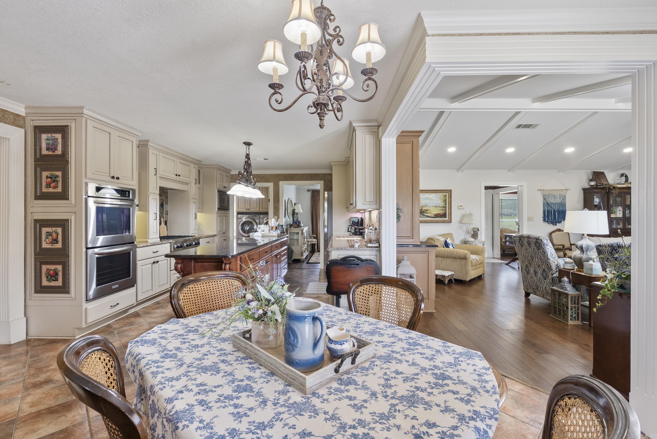 5 Edgehill Drive Searcy, AR 72143