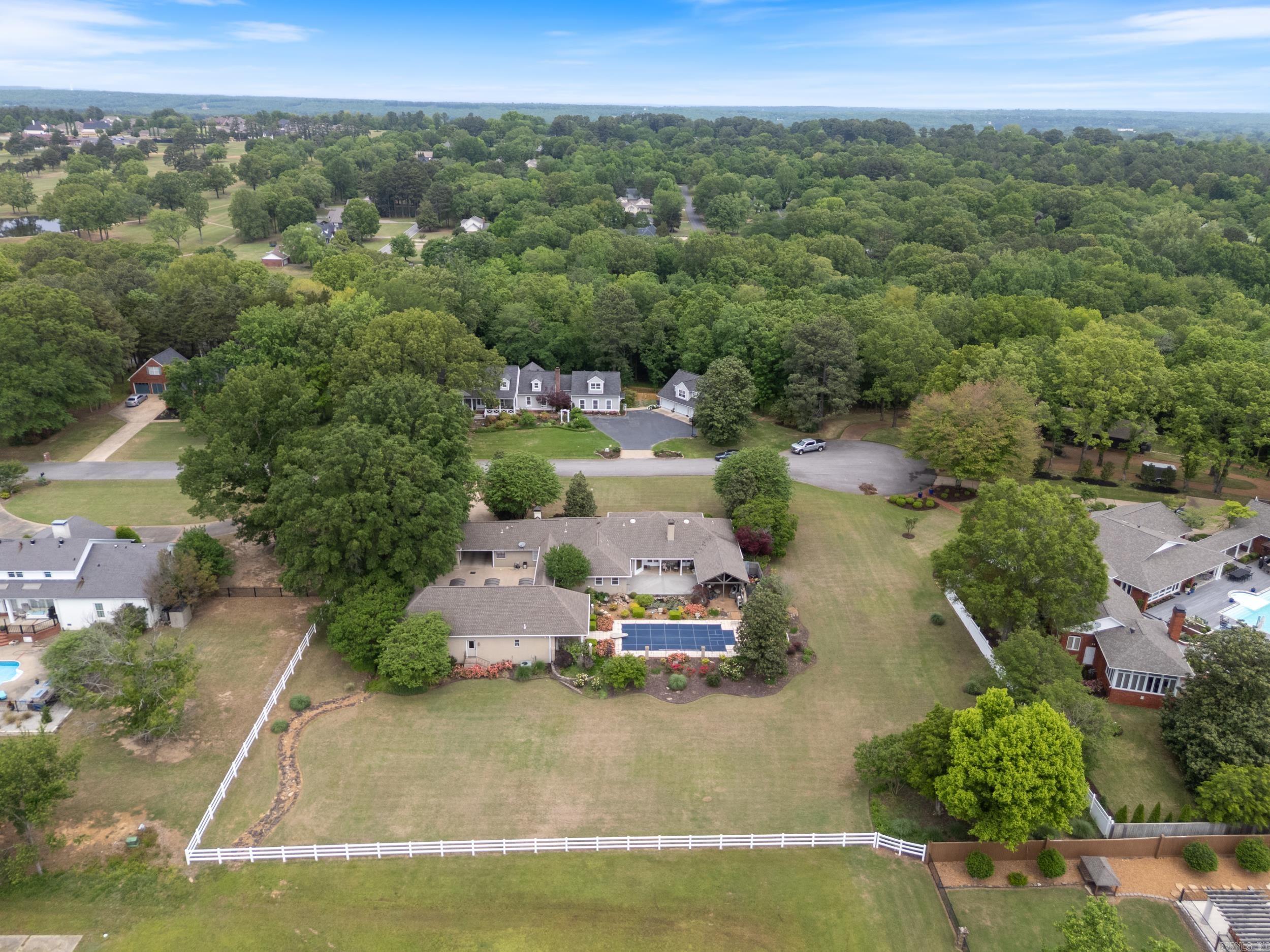 5 Edgehill Drive Searcy, AR 72143