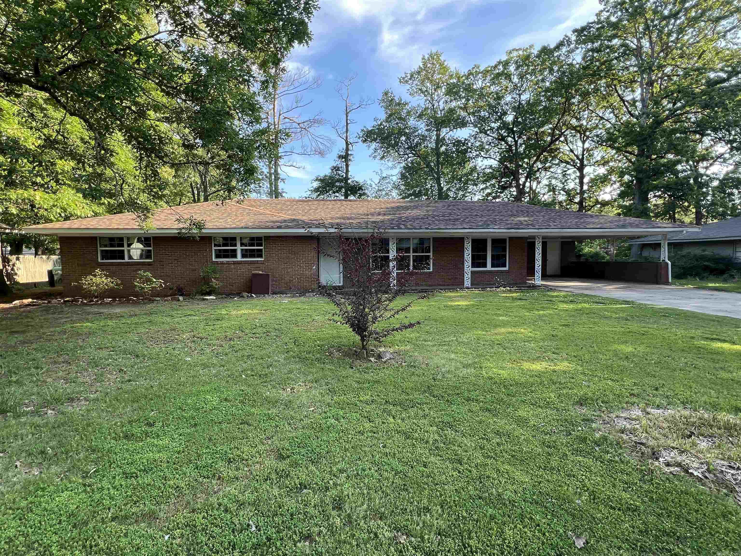 2212 W 36th  Pine Bluff, AR