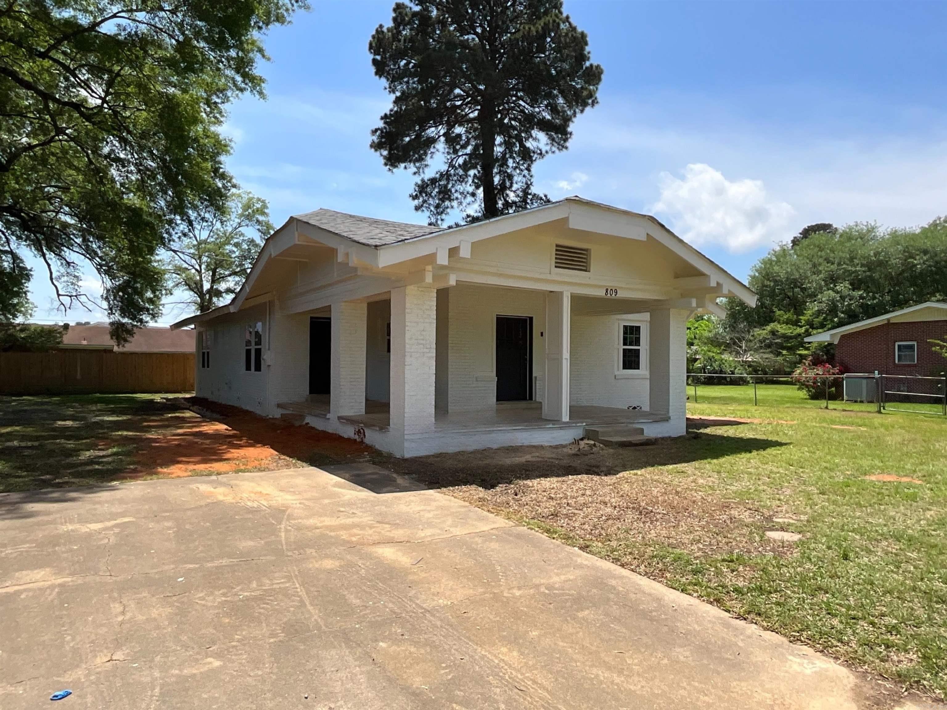 809  Caver  Atlanta, TX