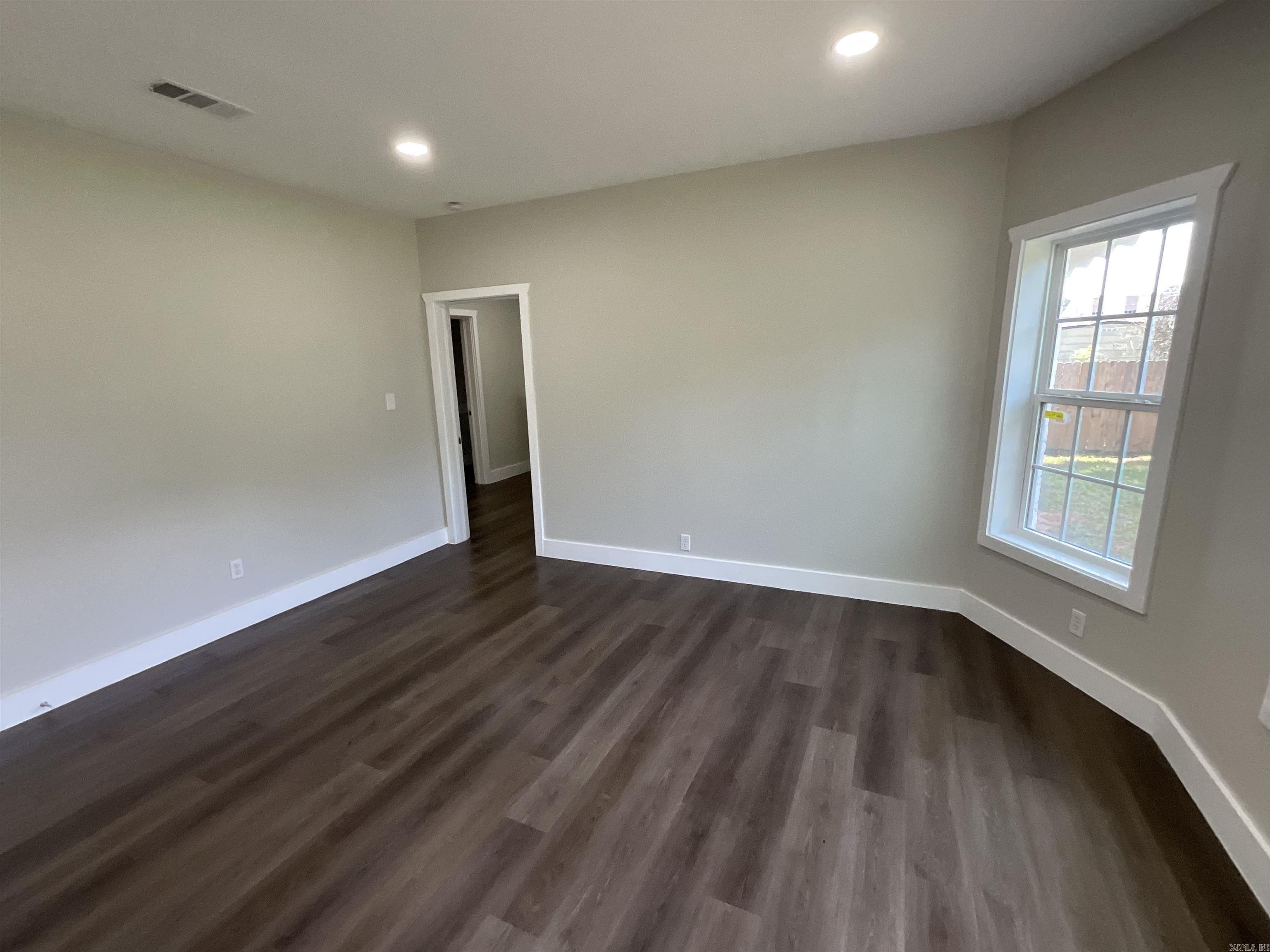 809  Caver  Atlanta, TX