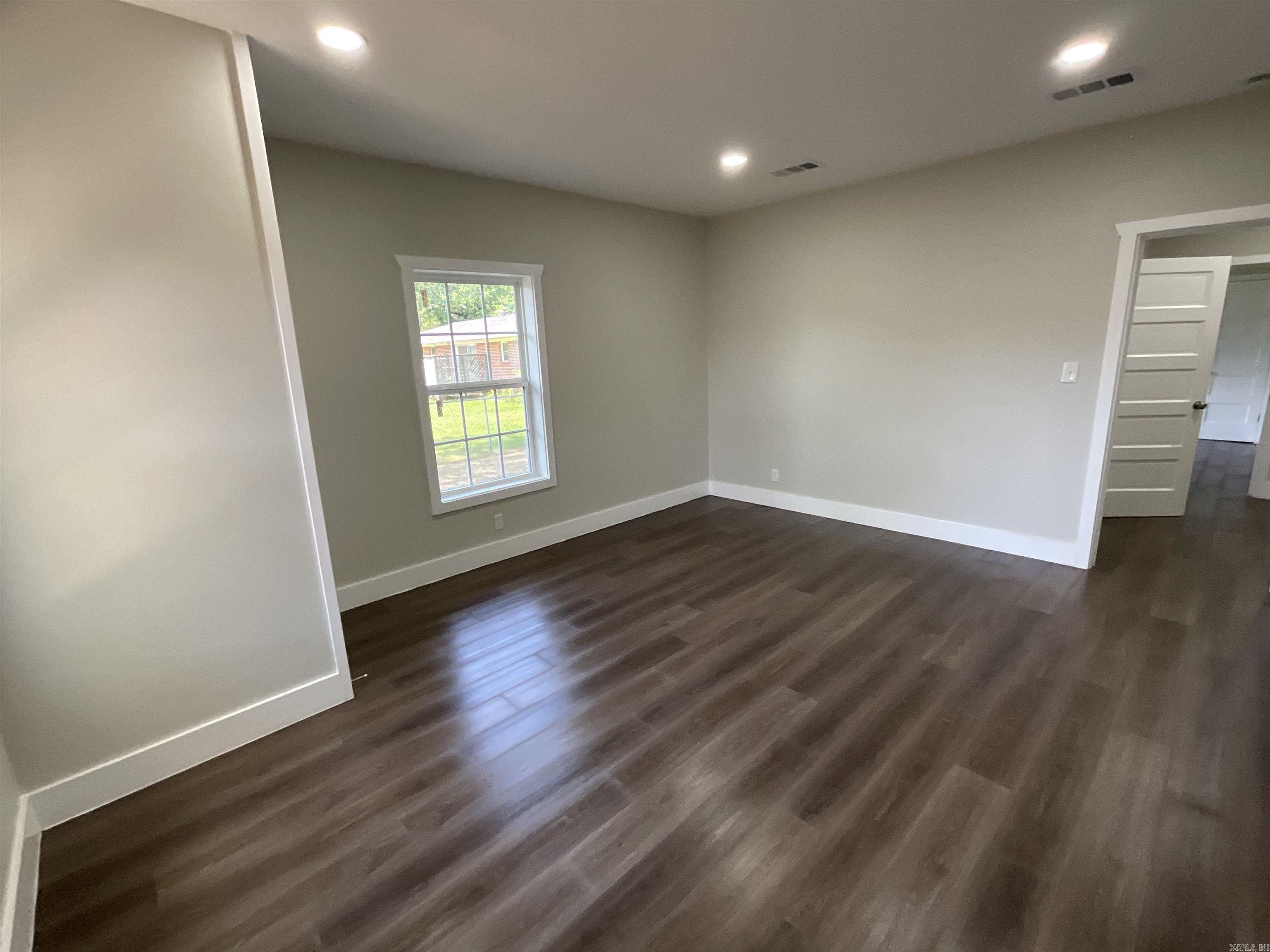 809  Caver  Atlanta, TX