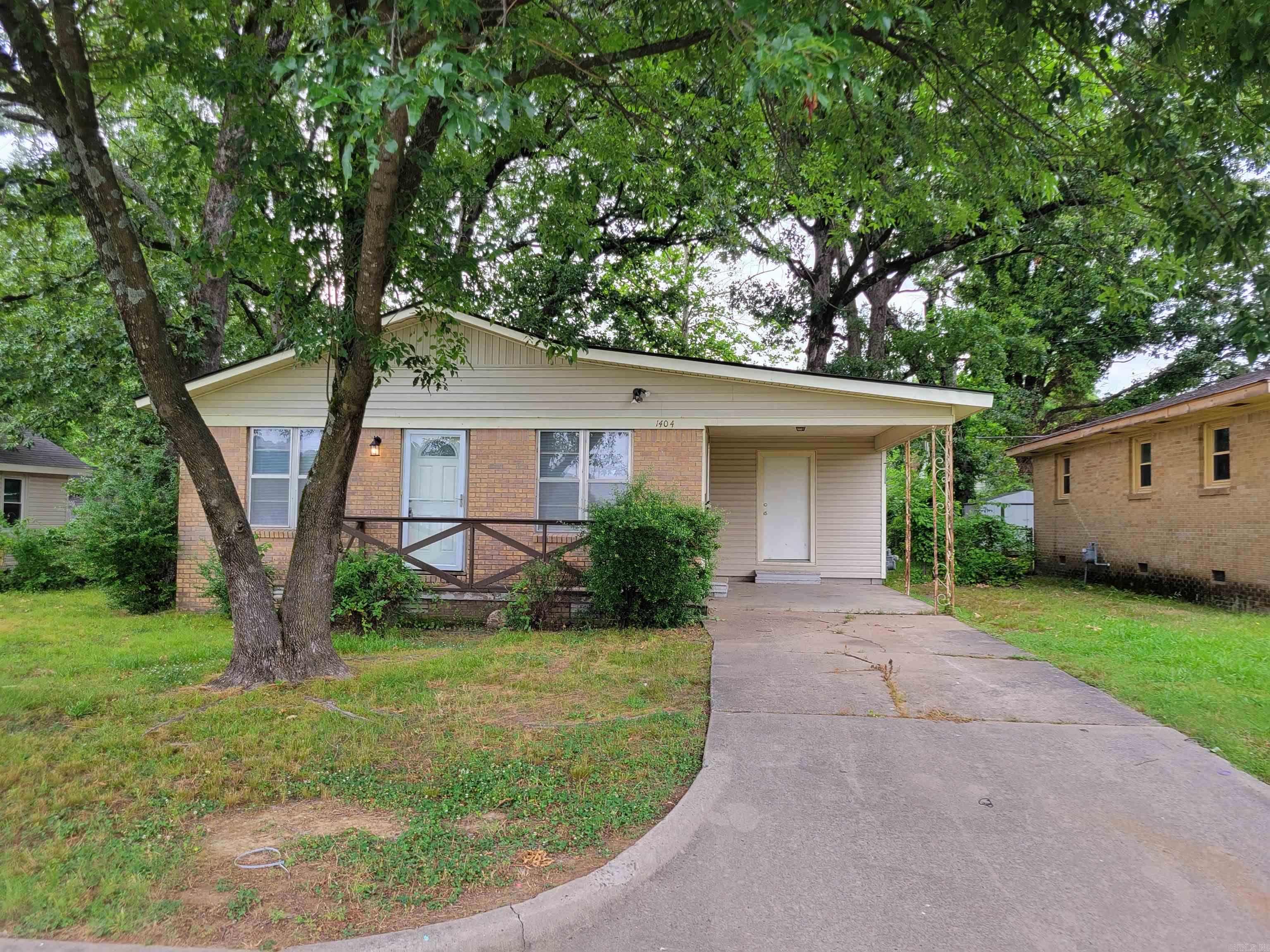 1404  Frank  North Little Rock, AR