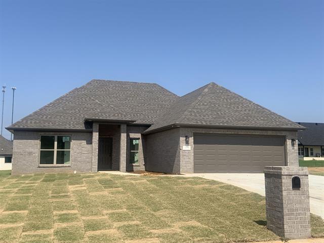 2306  South 19th Street  Paragould, AR