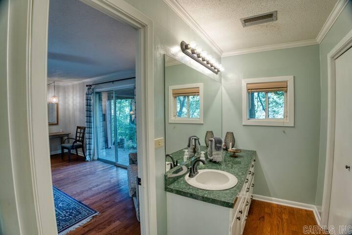 5  Valley Ln  Heber Springs, AR