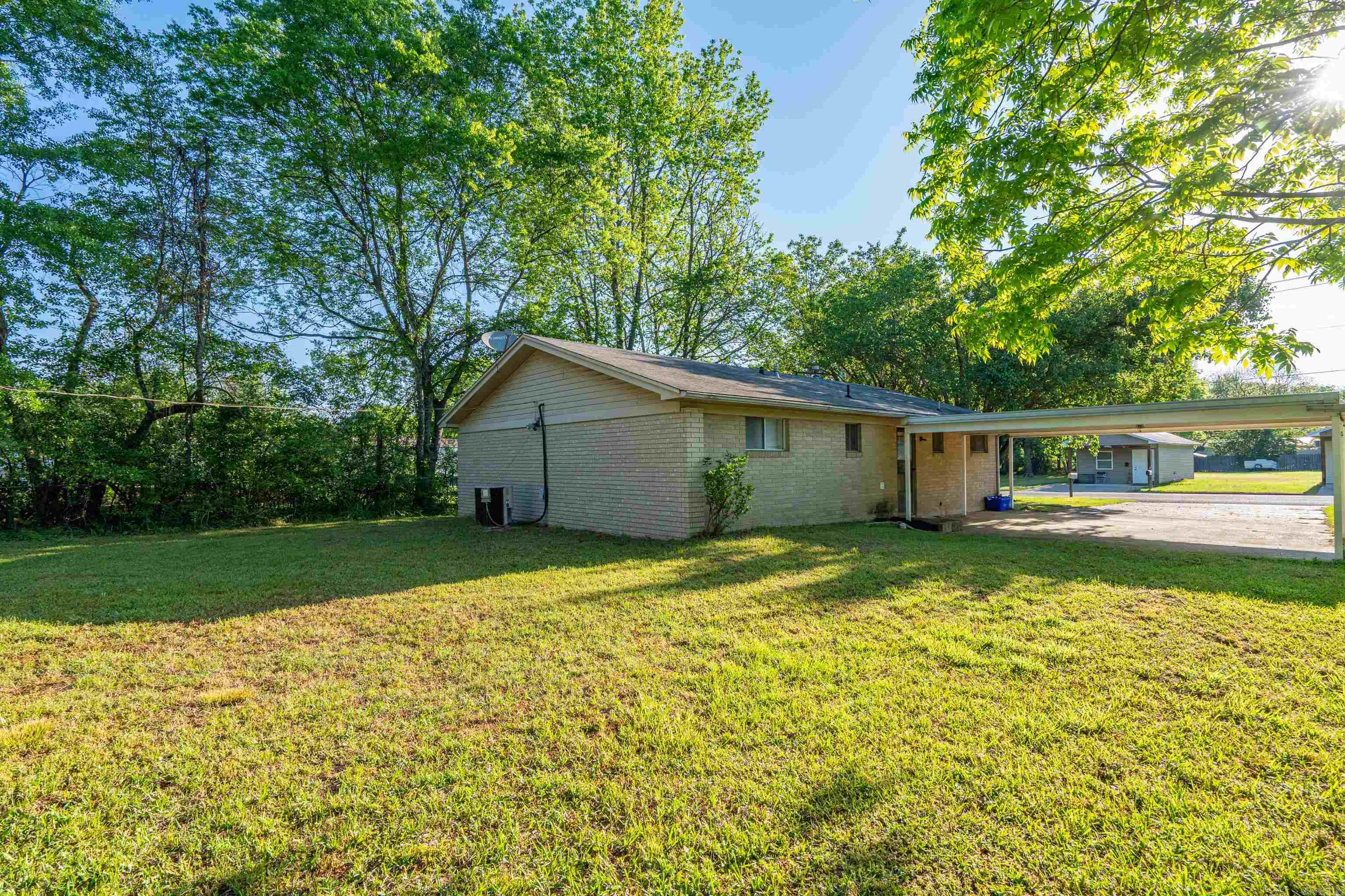 1015 S 13th  St  Arkadelphia, AR