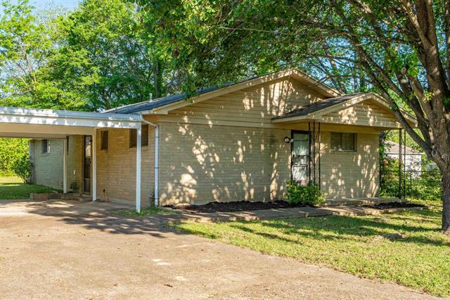 1015 S 13th  St  Arkadelphia, AR