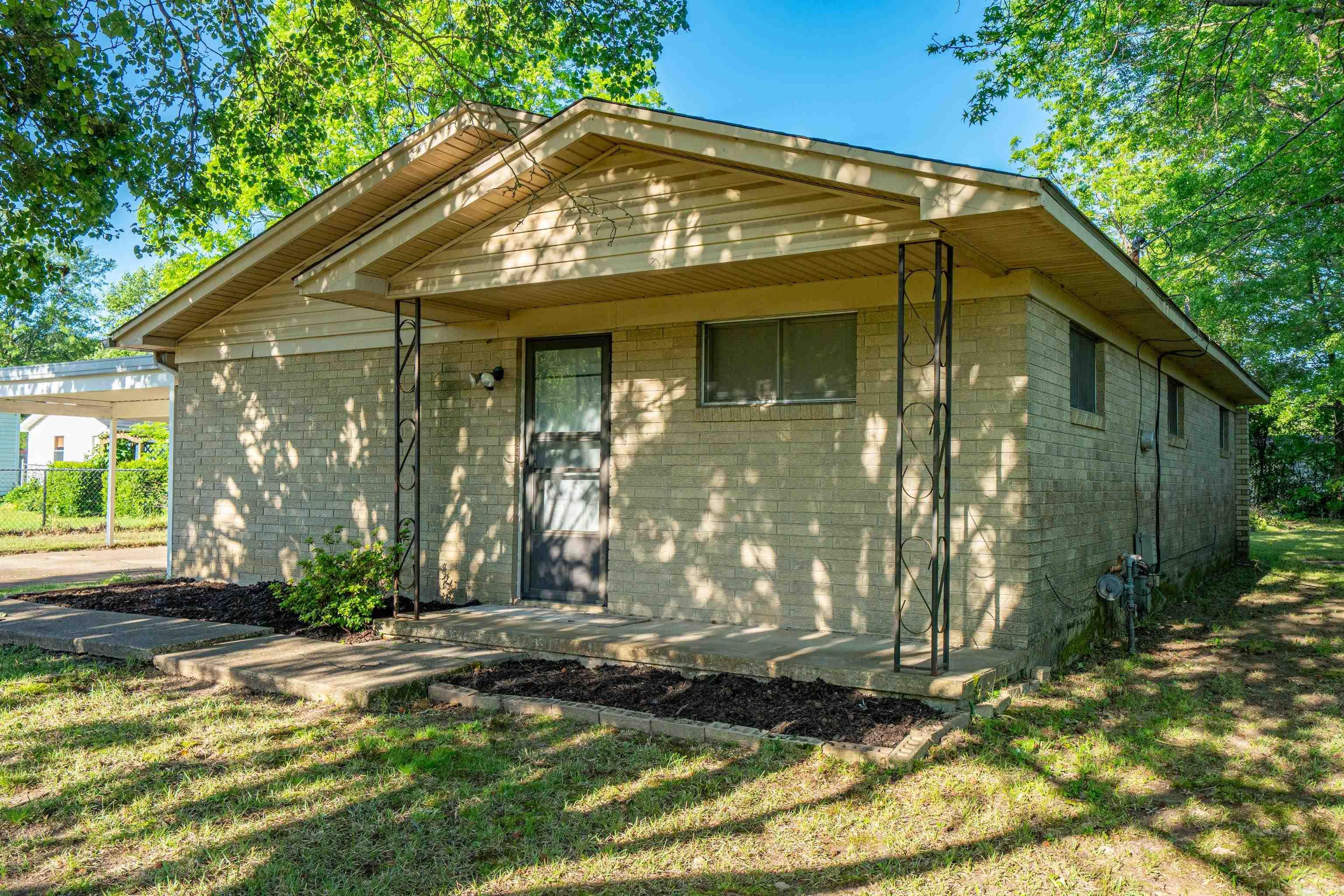 1015 S 13th  St  Arkadelphia, AR