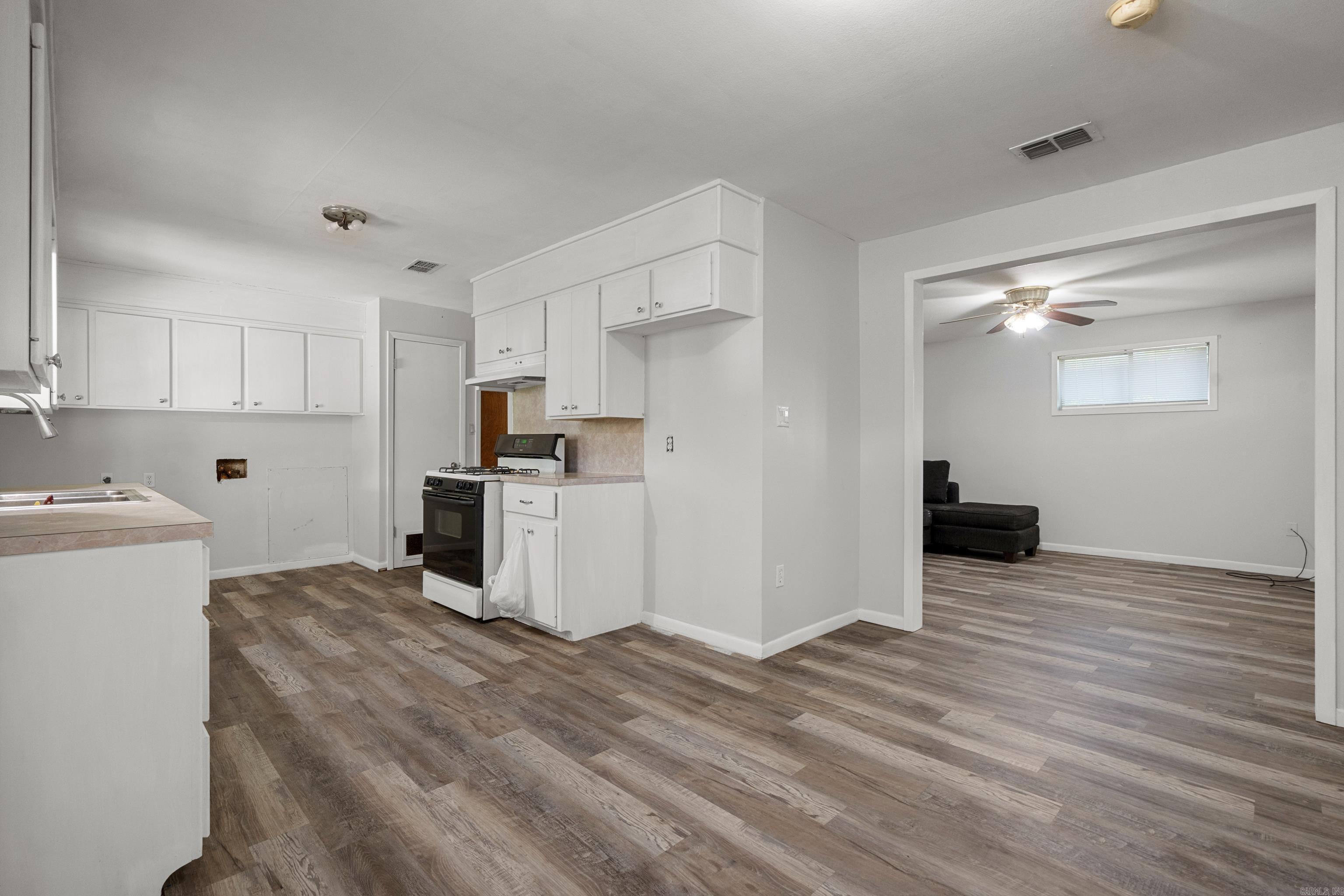 1015 S 13th  St  Arkadelphia, AR