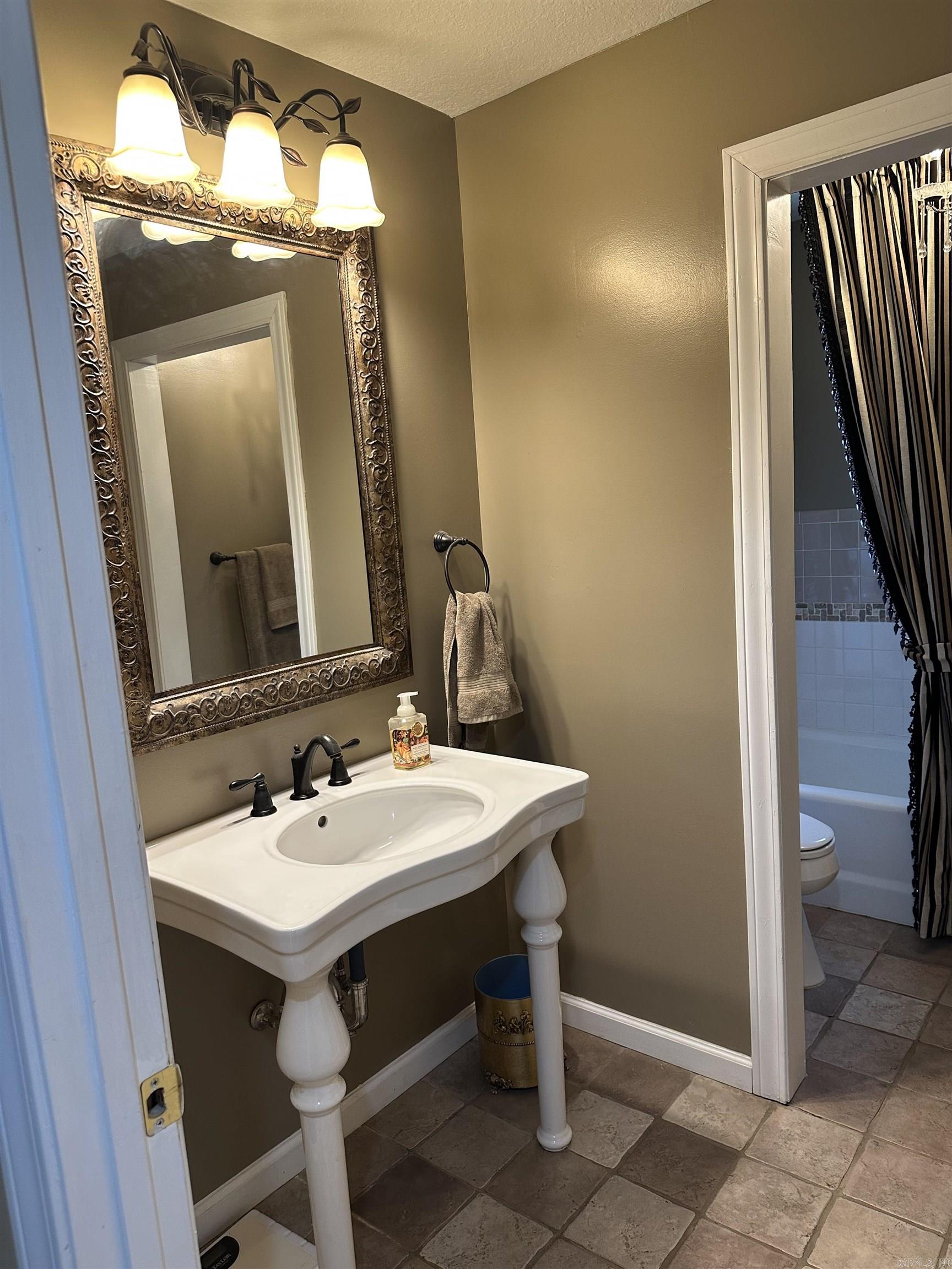 1001  Summerhill Drive  Paragould, AR
