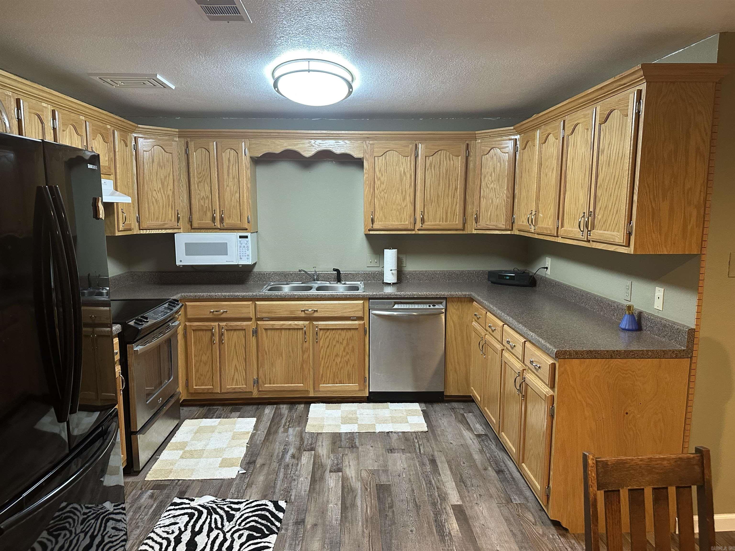 1001 Summerhill Drive Paragould, AR 72450-9999