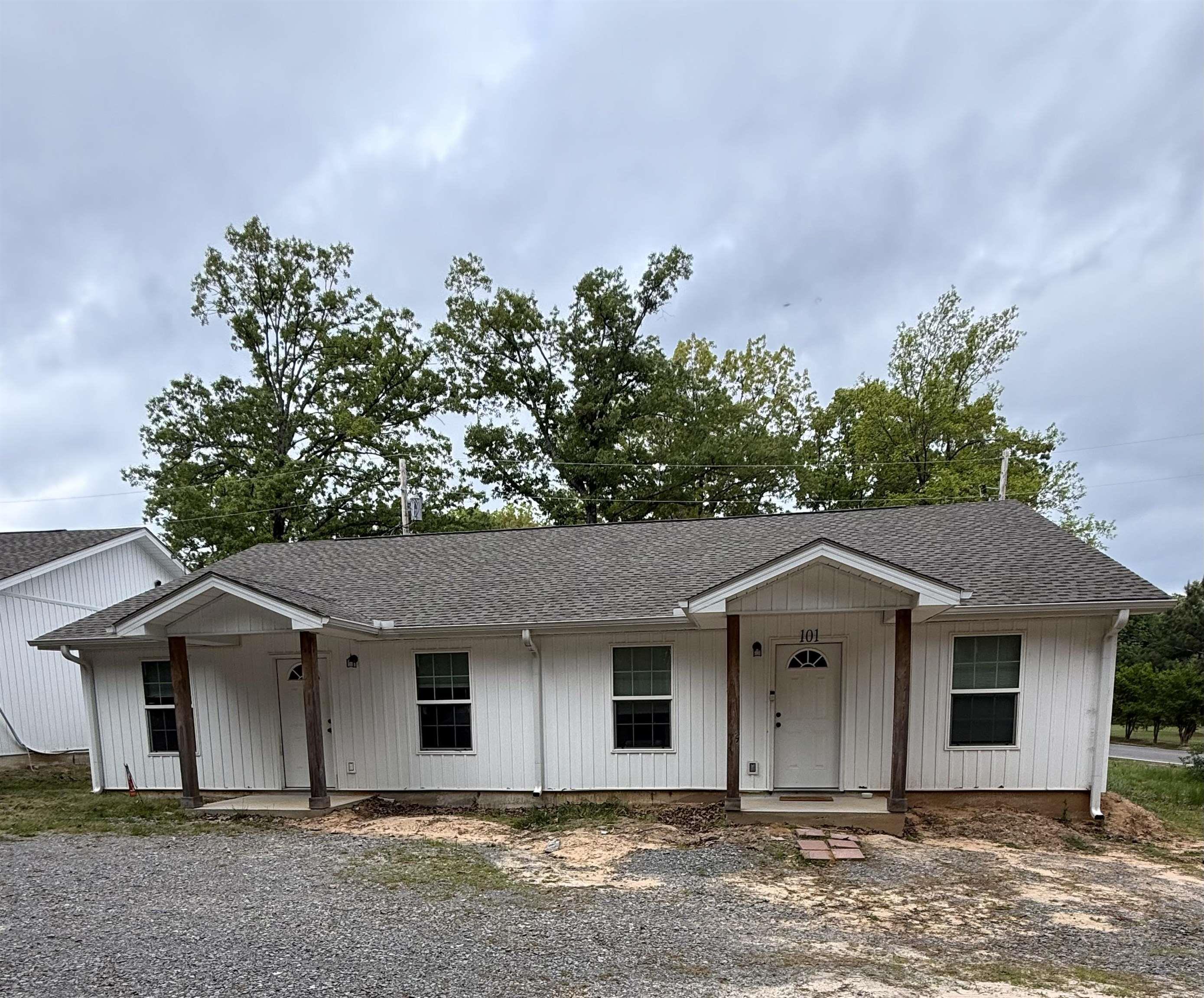 180 Campground  Rd, Apts 101 & 102  Monticello, AR