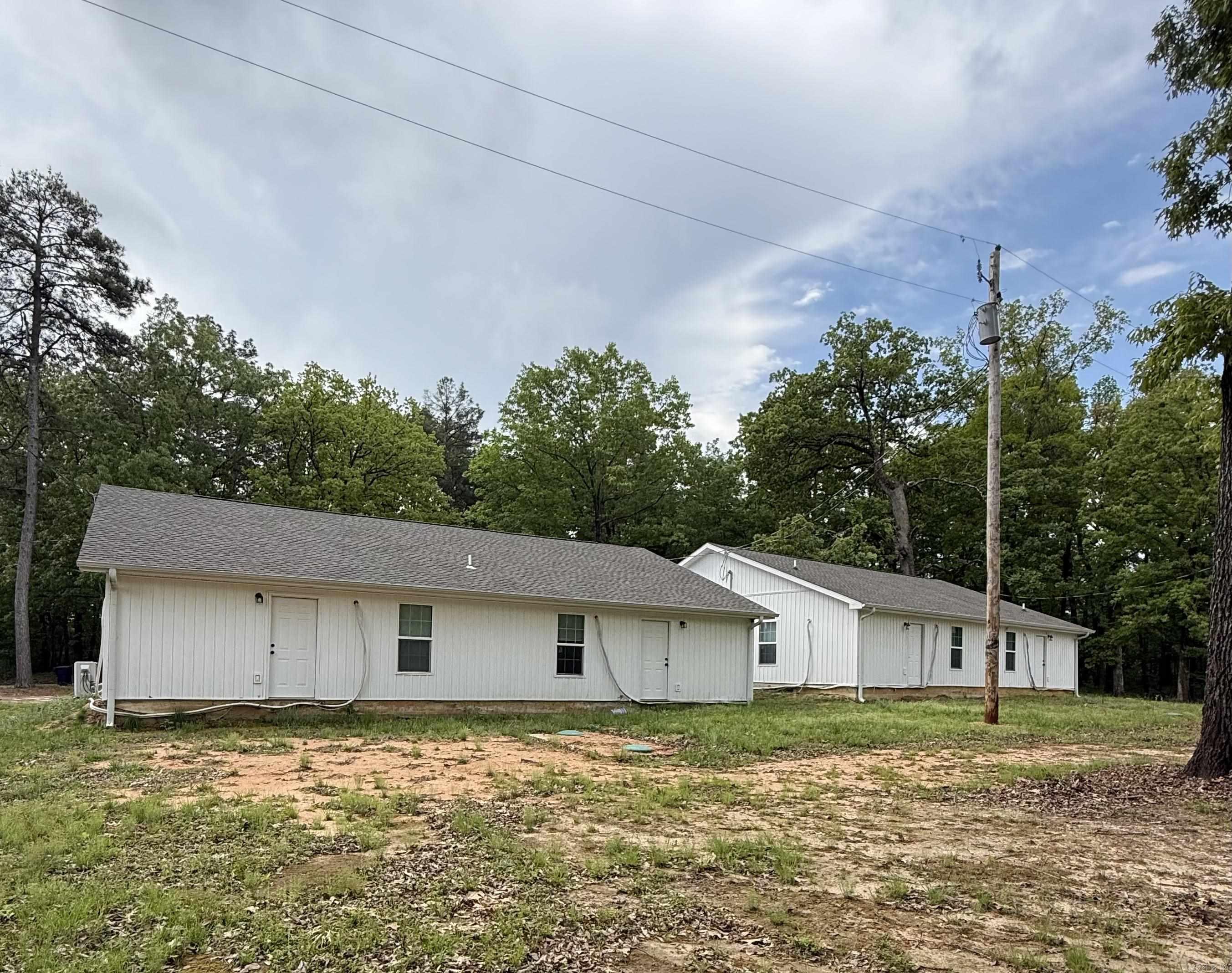 180 Campground  Rd, Apts 101 & 102  Monticello, AR