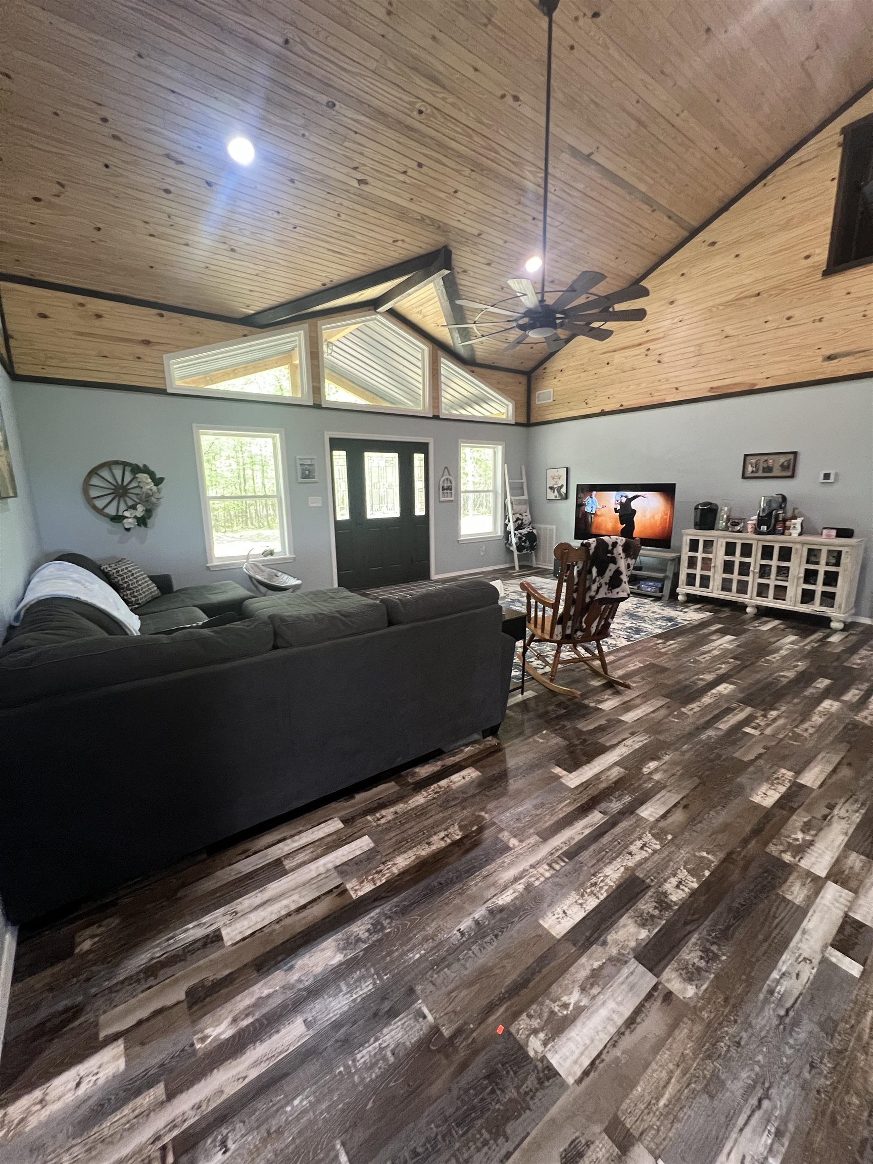 282  Polk Road 40  Hatfield, AR
