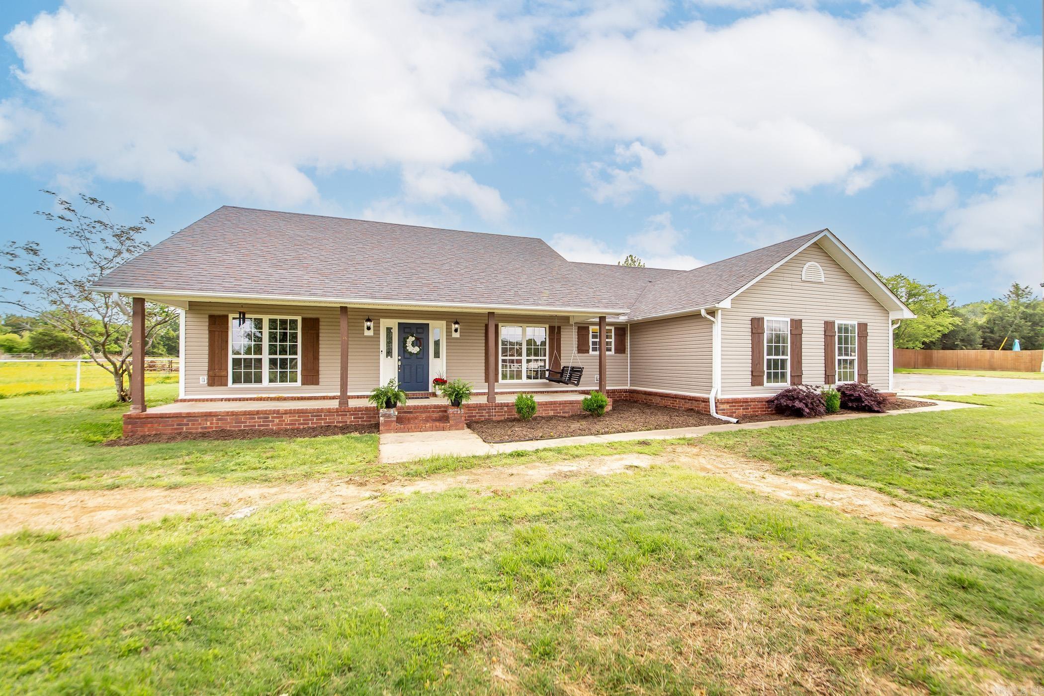 9  Country Cove  Greenbrier, AR