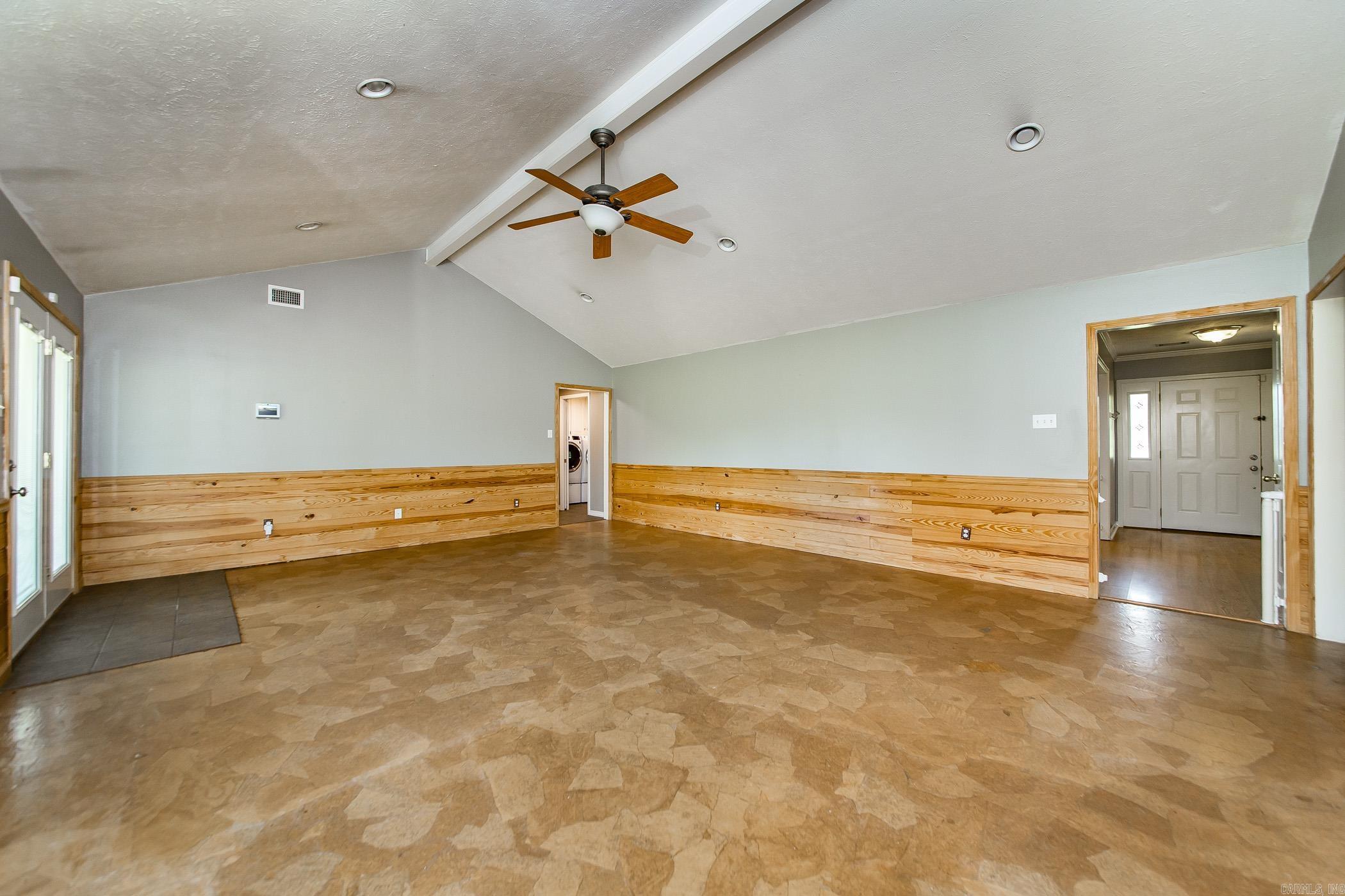 9  Country Cove  Greenbrier, AR