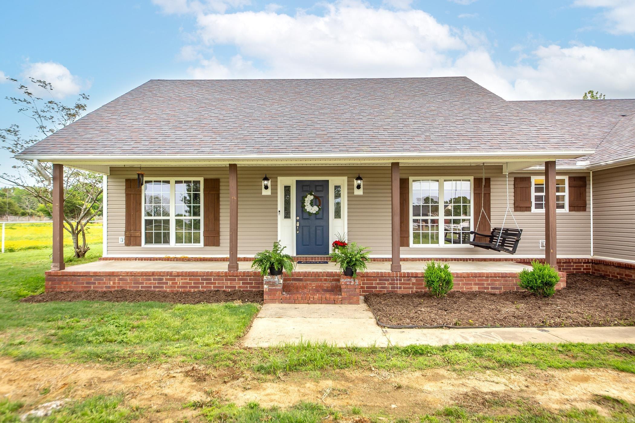 9  Country Cove  Greenbrier, AR