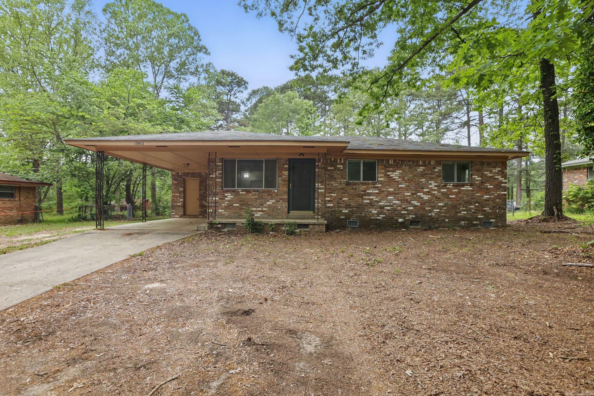 13912  Sardis Road  Shannon Hills, AR