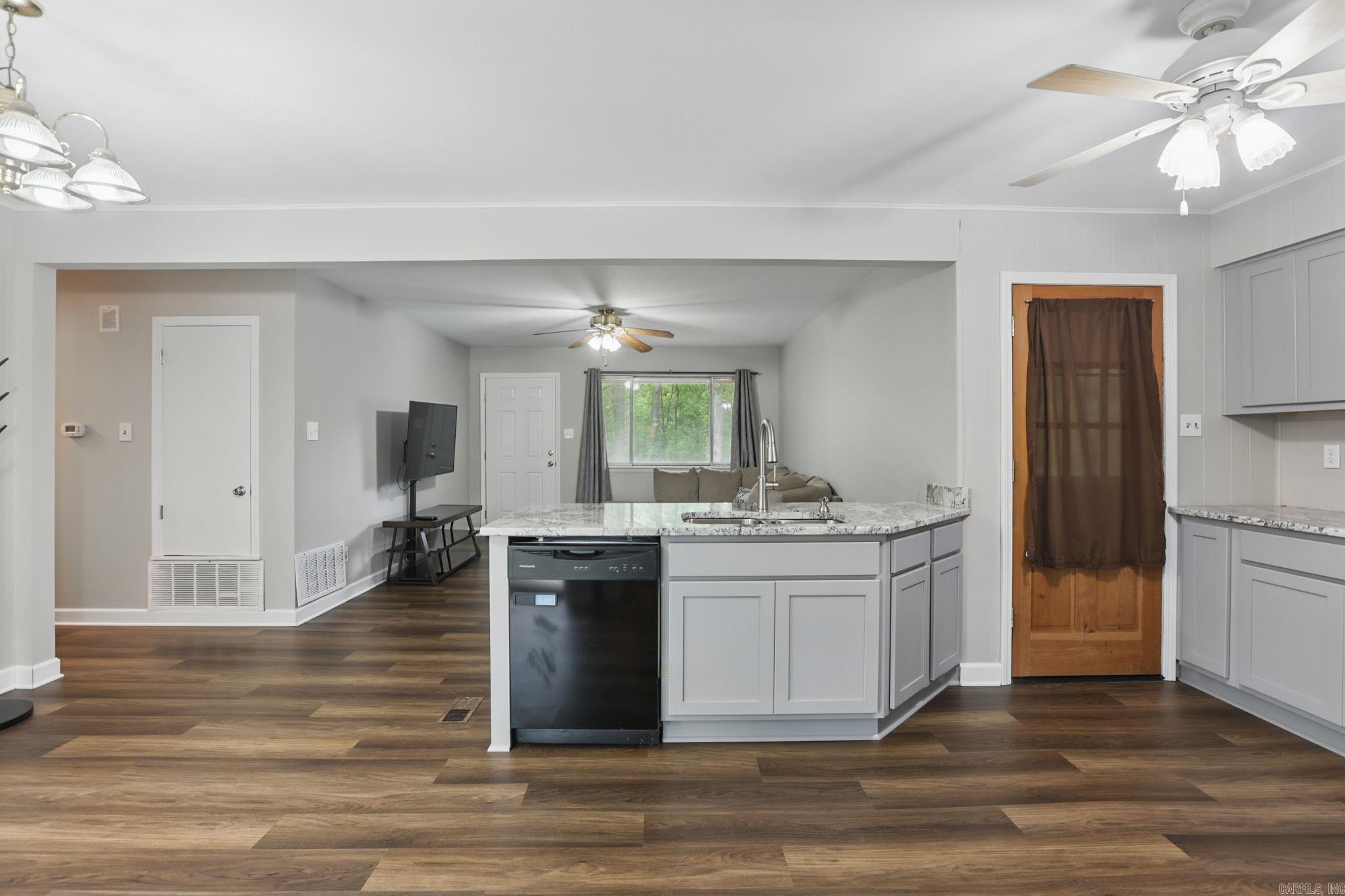 13912  Sardis Road  Shannon Hills, AR