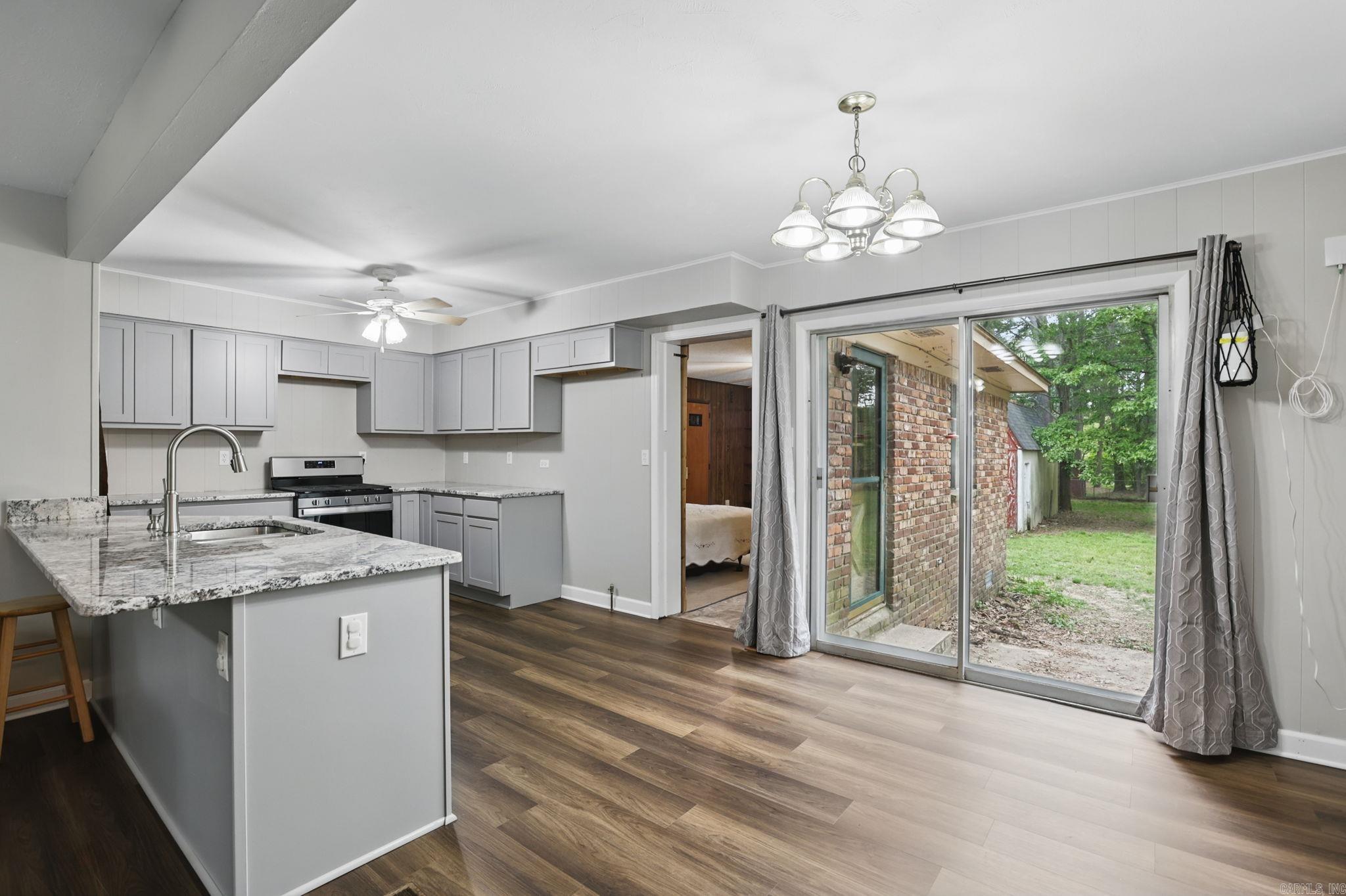 13912  Sardis Road  Shannon Hills, AR