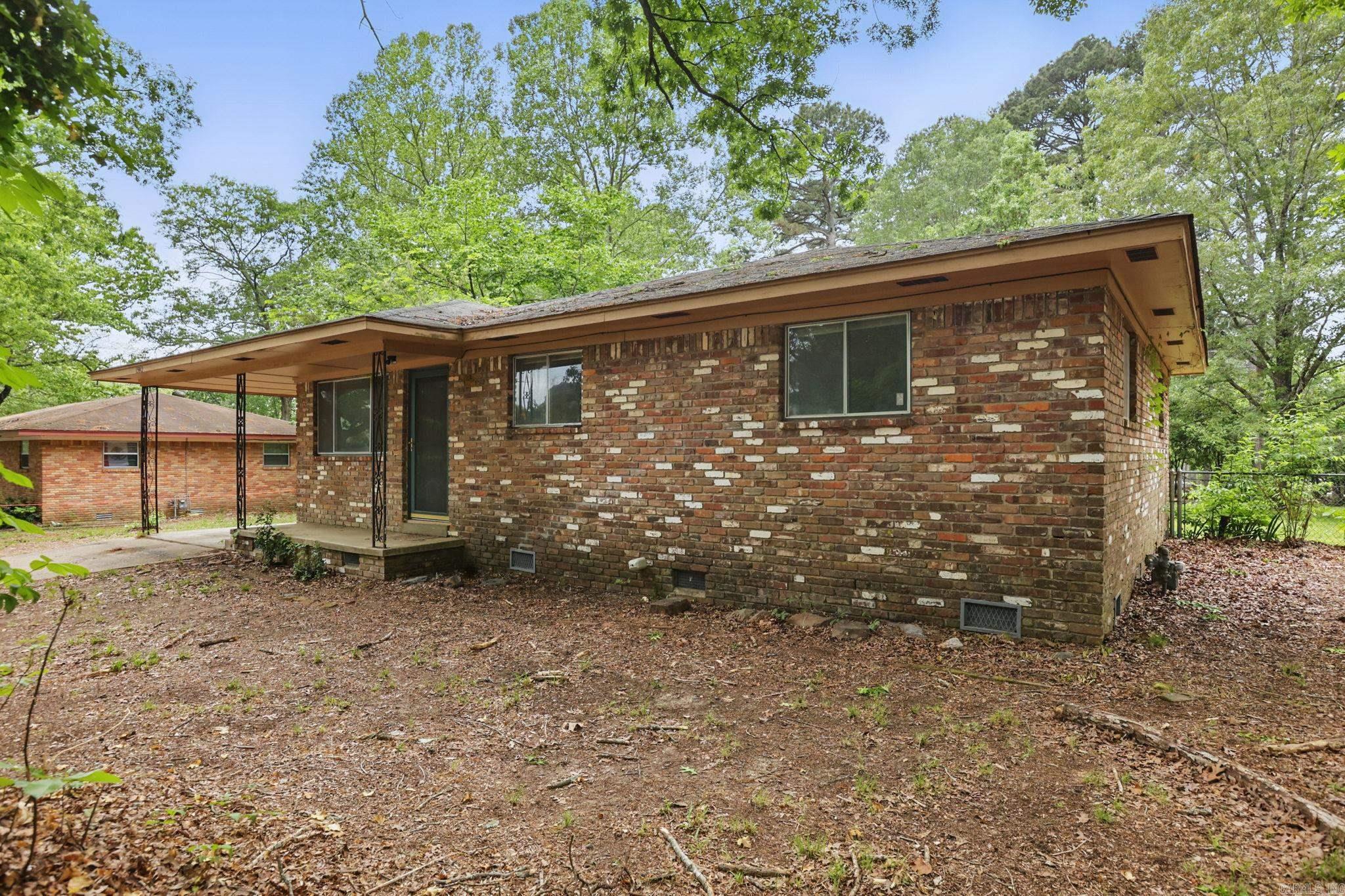 13912  Sardis Road  Shannon Hills, AR
