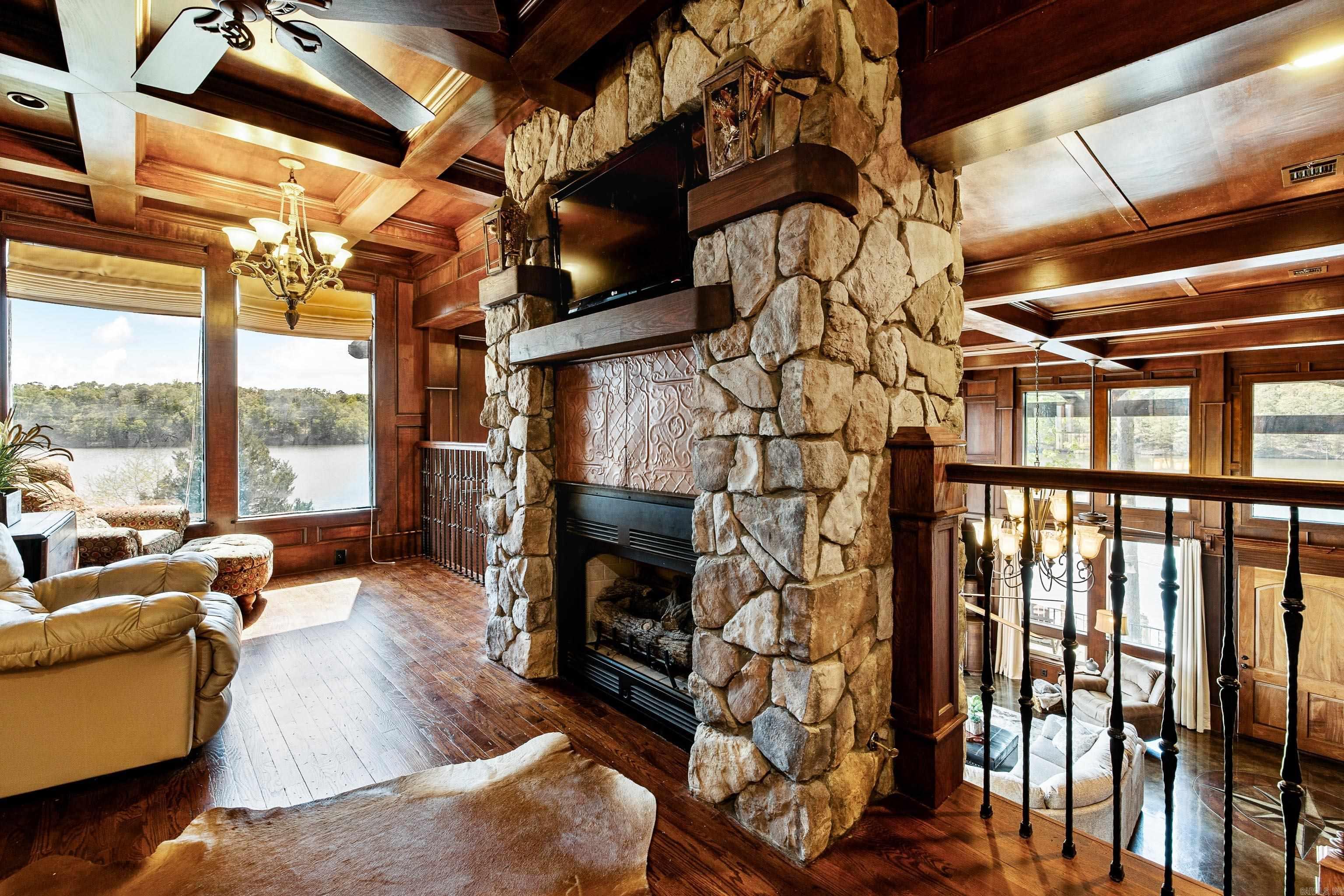 5726 Bluebird Street Alexander, AR 72002