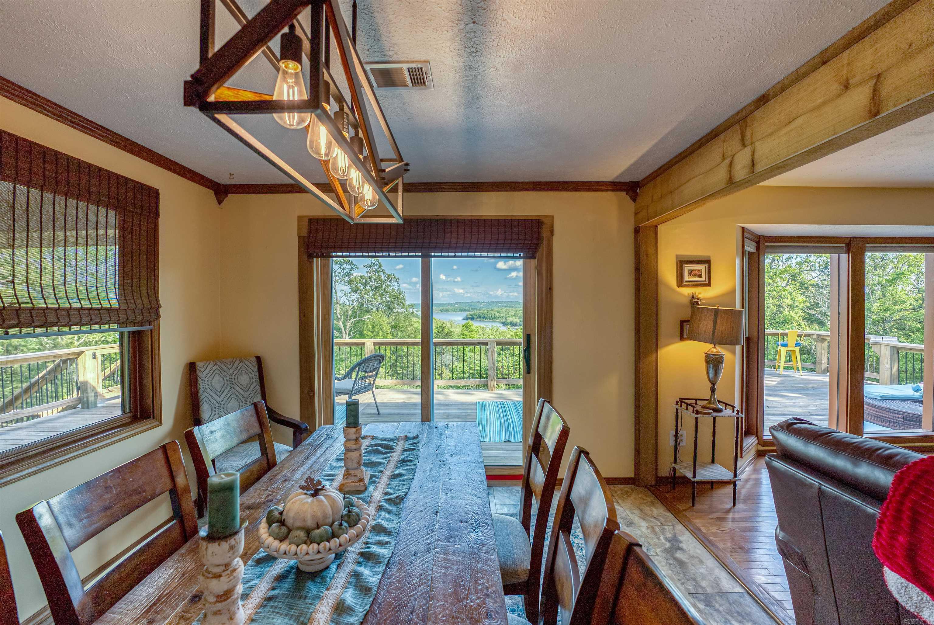 855  Buff  Mountain Home, AR