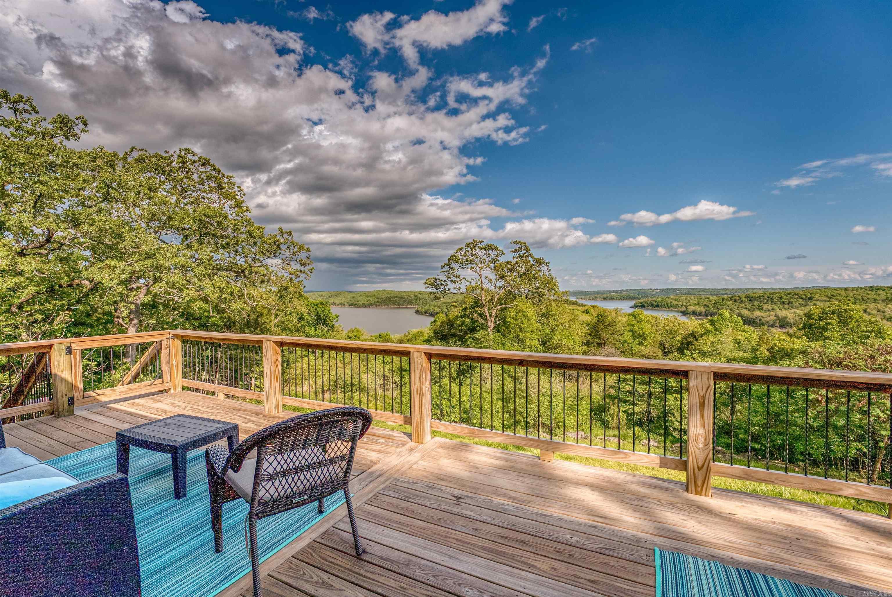 855  Buff  Mountain Home, AR