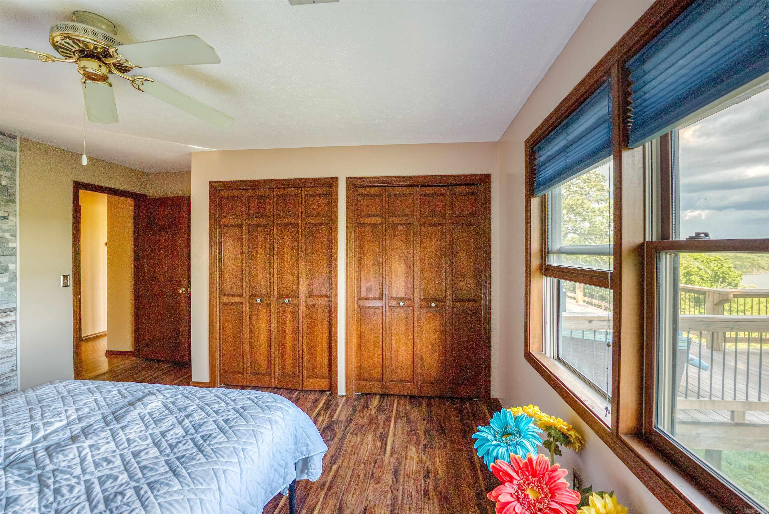 855  Buff  Mountain Home, AR