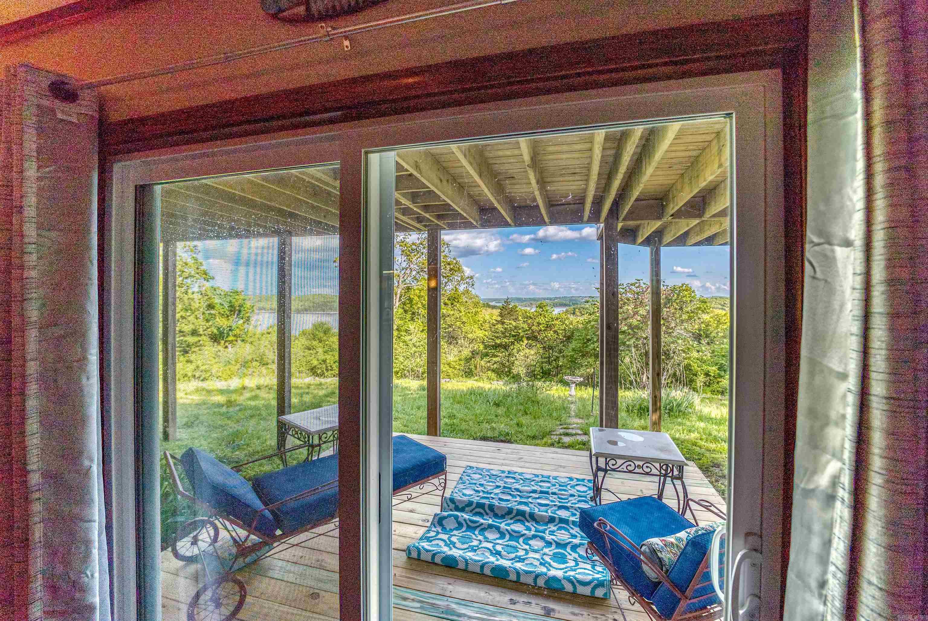 855  Buff  Mountain Home, AR