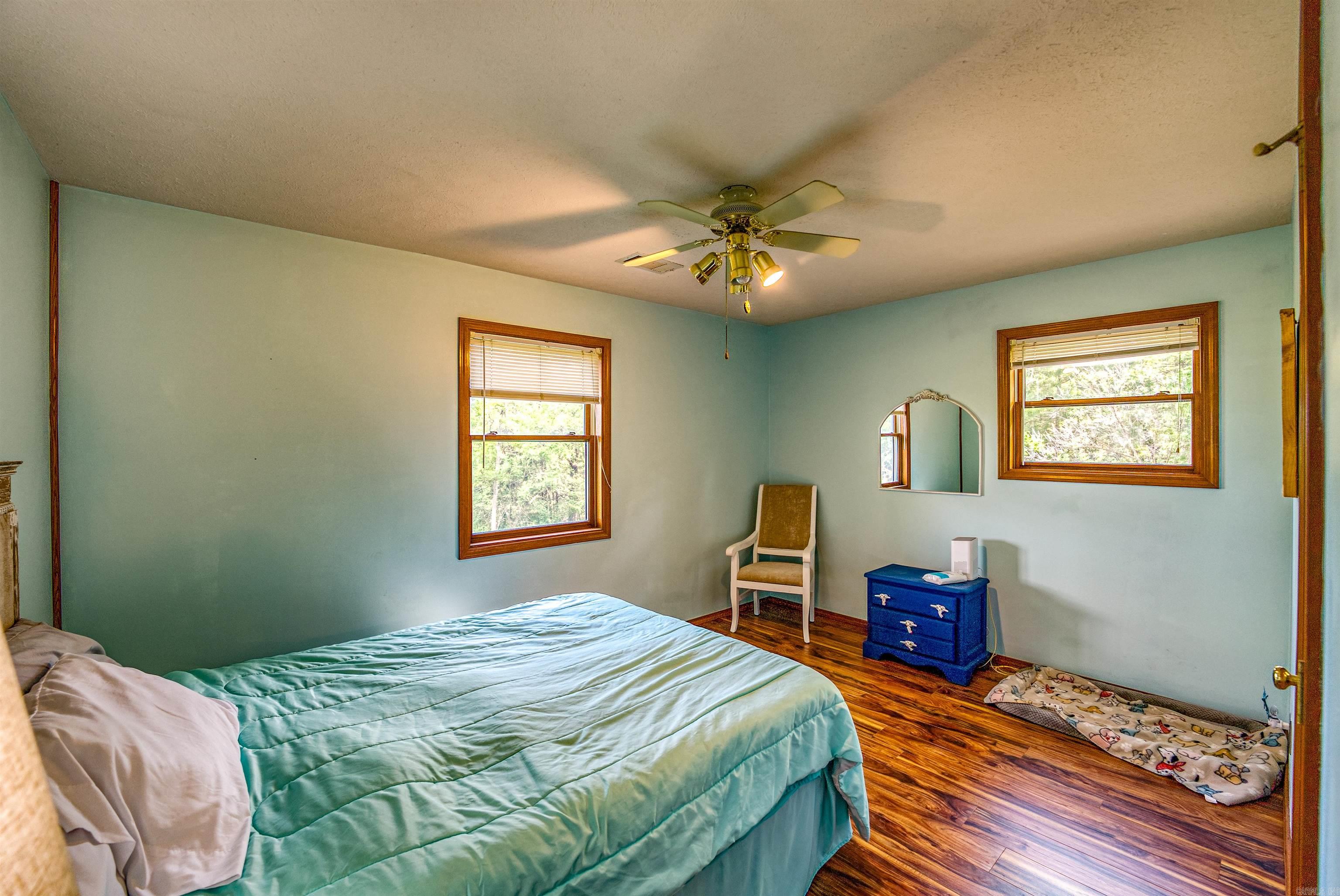855  Buff  Mountain Home, AR