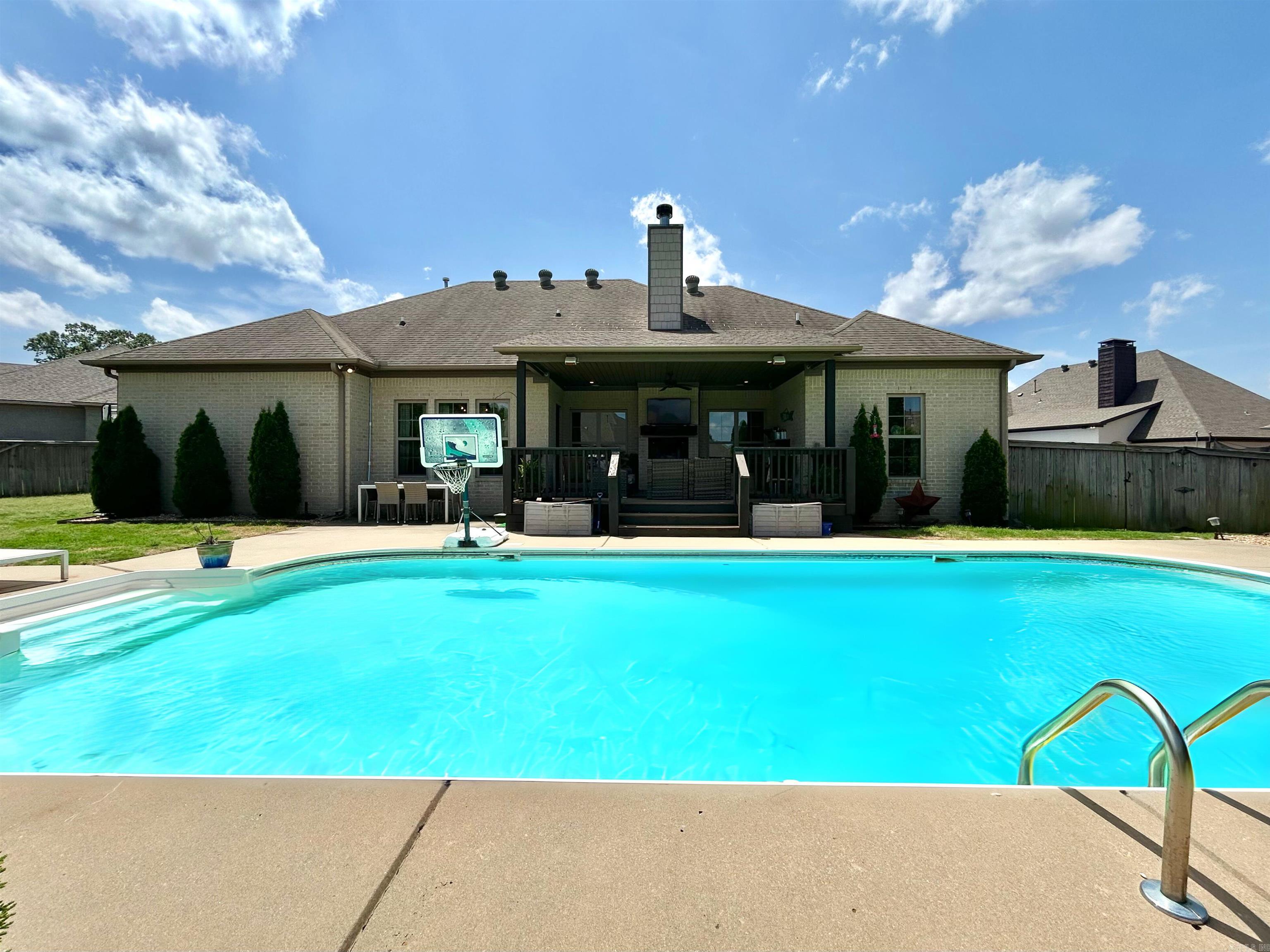 4810  Peterson  Conway, AR