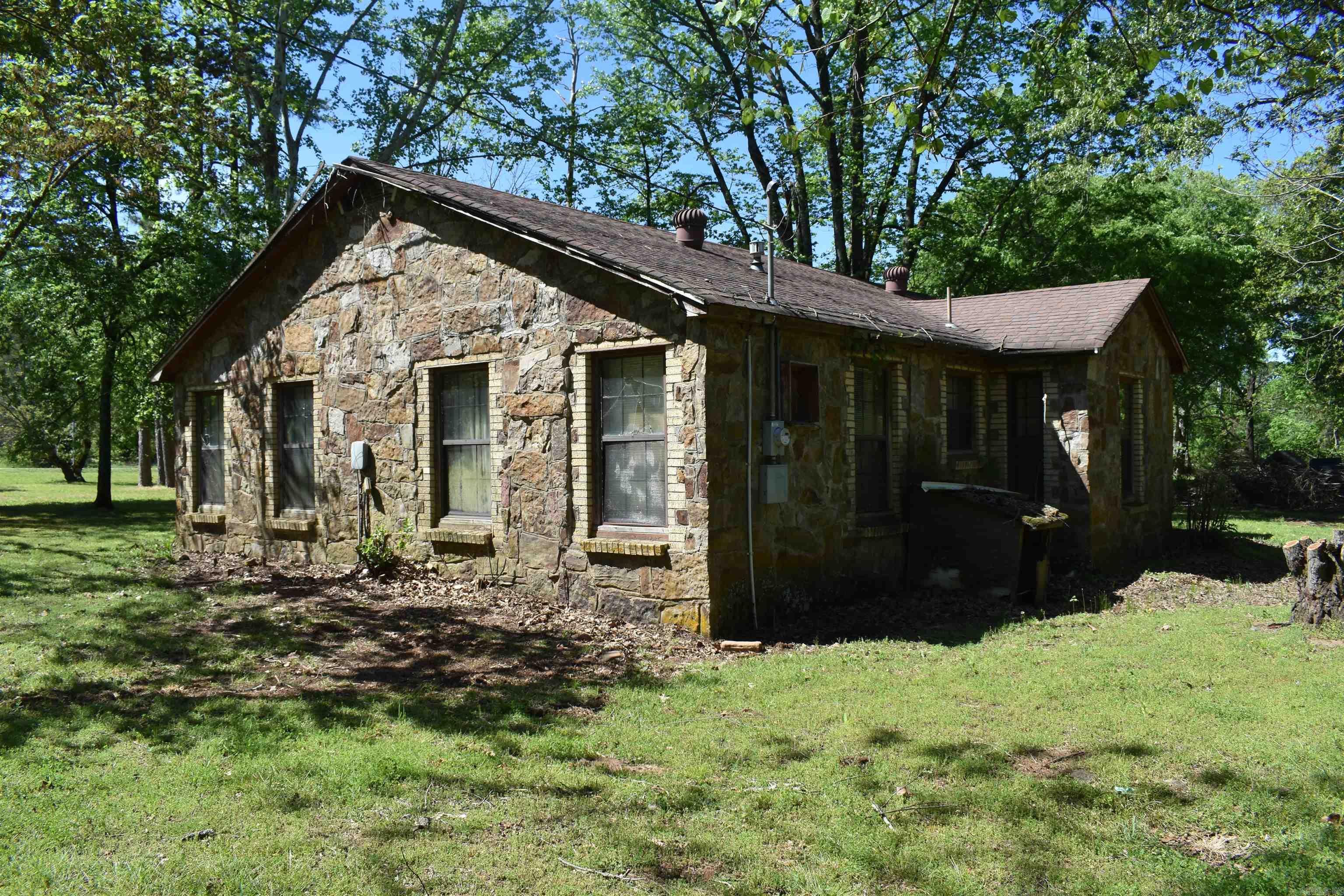 26748  HWY 80  Danville, AR