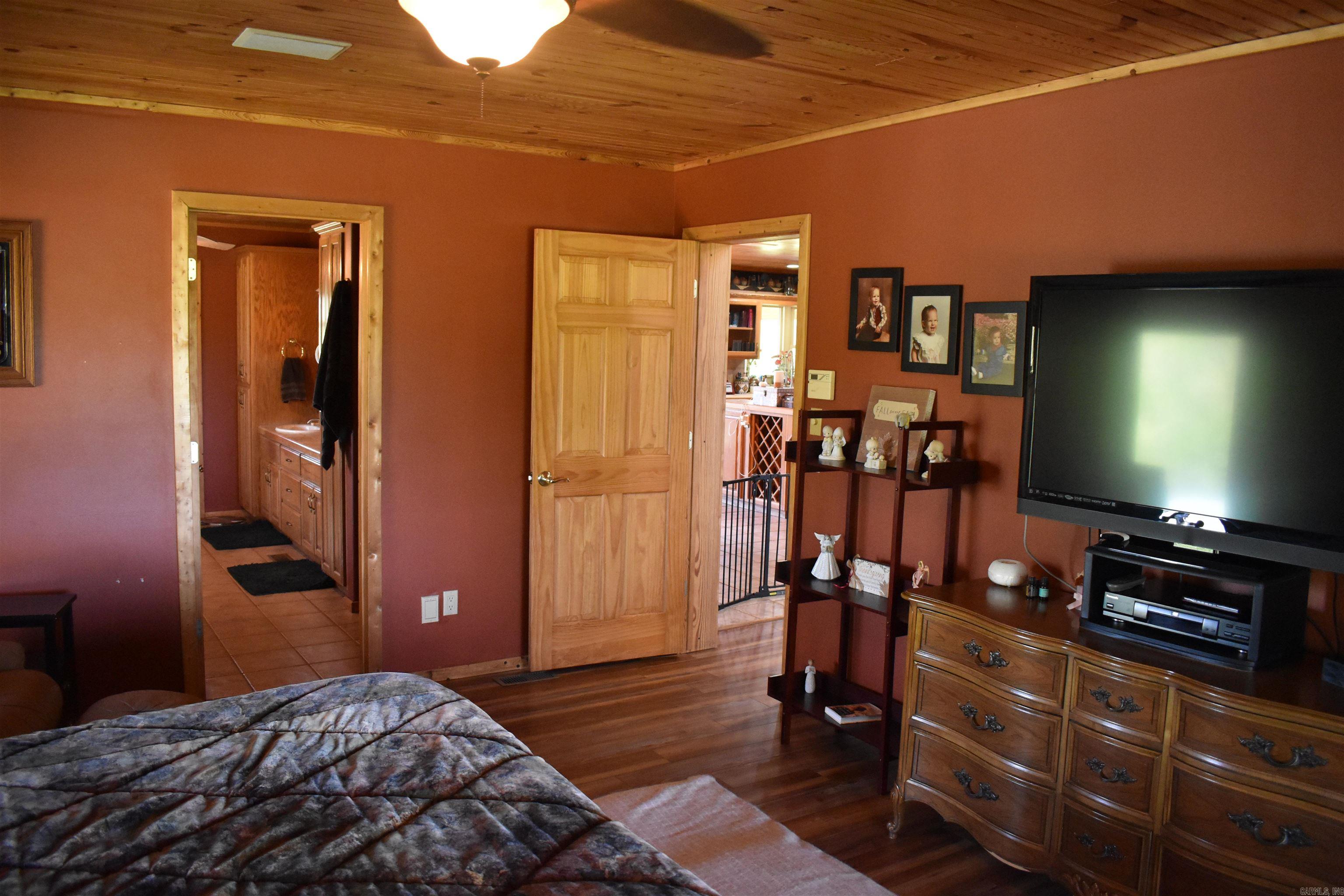 12192  Point Breeze Road  Parks, AR