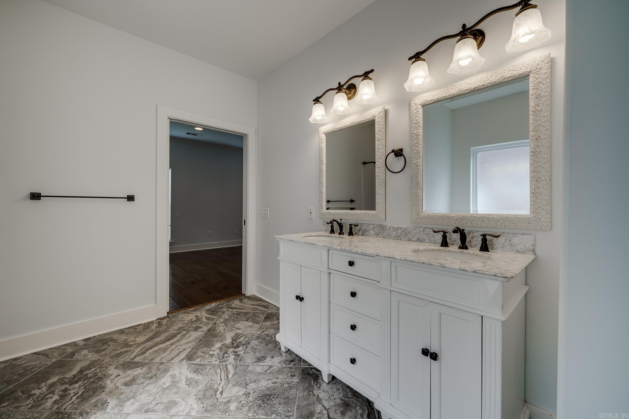 2700 Stonebrook Cove Conway, AR 72034