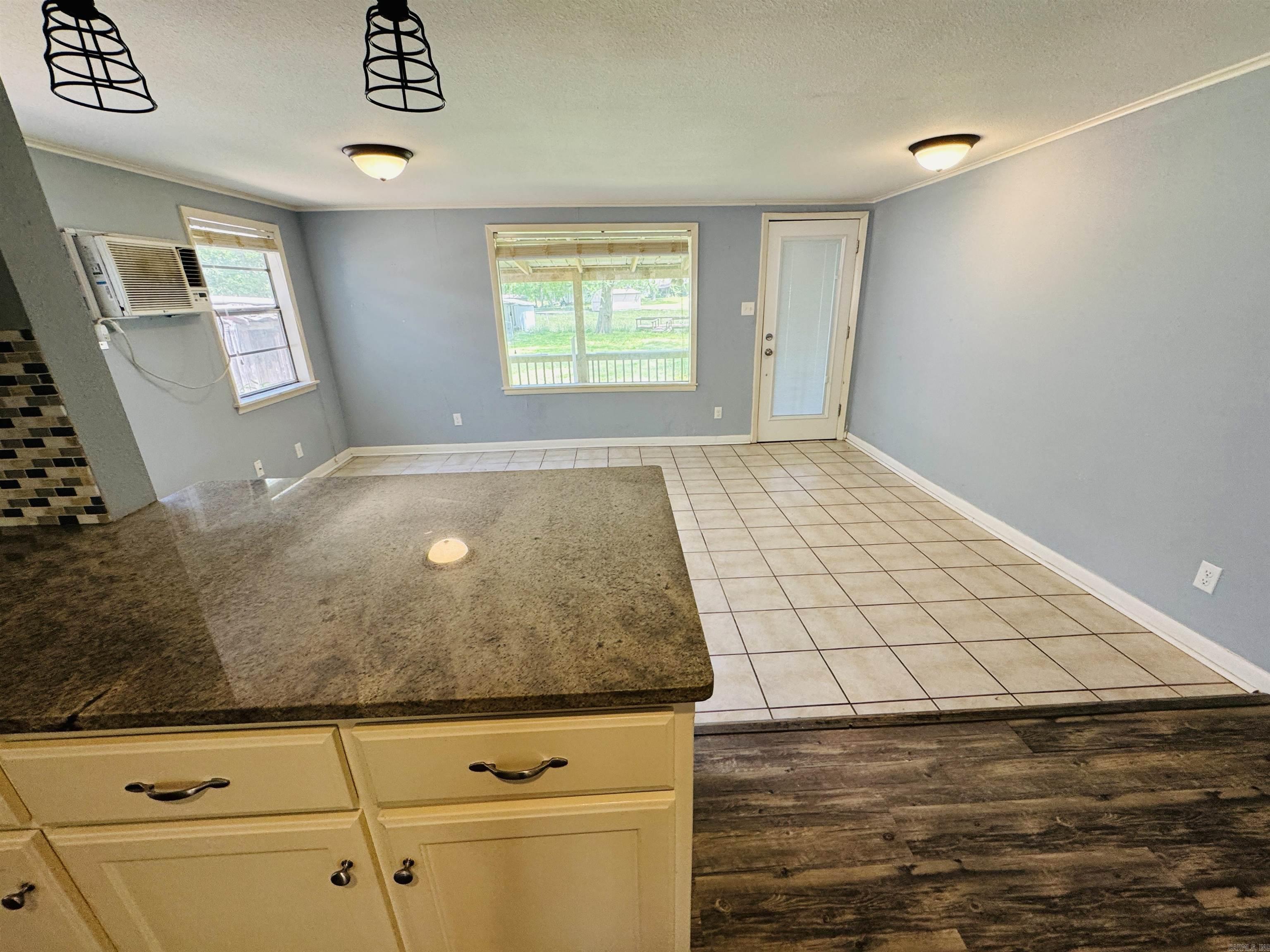 10  Roberts  Mayflower, AR