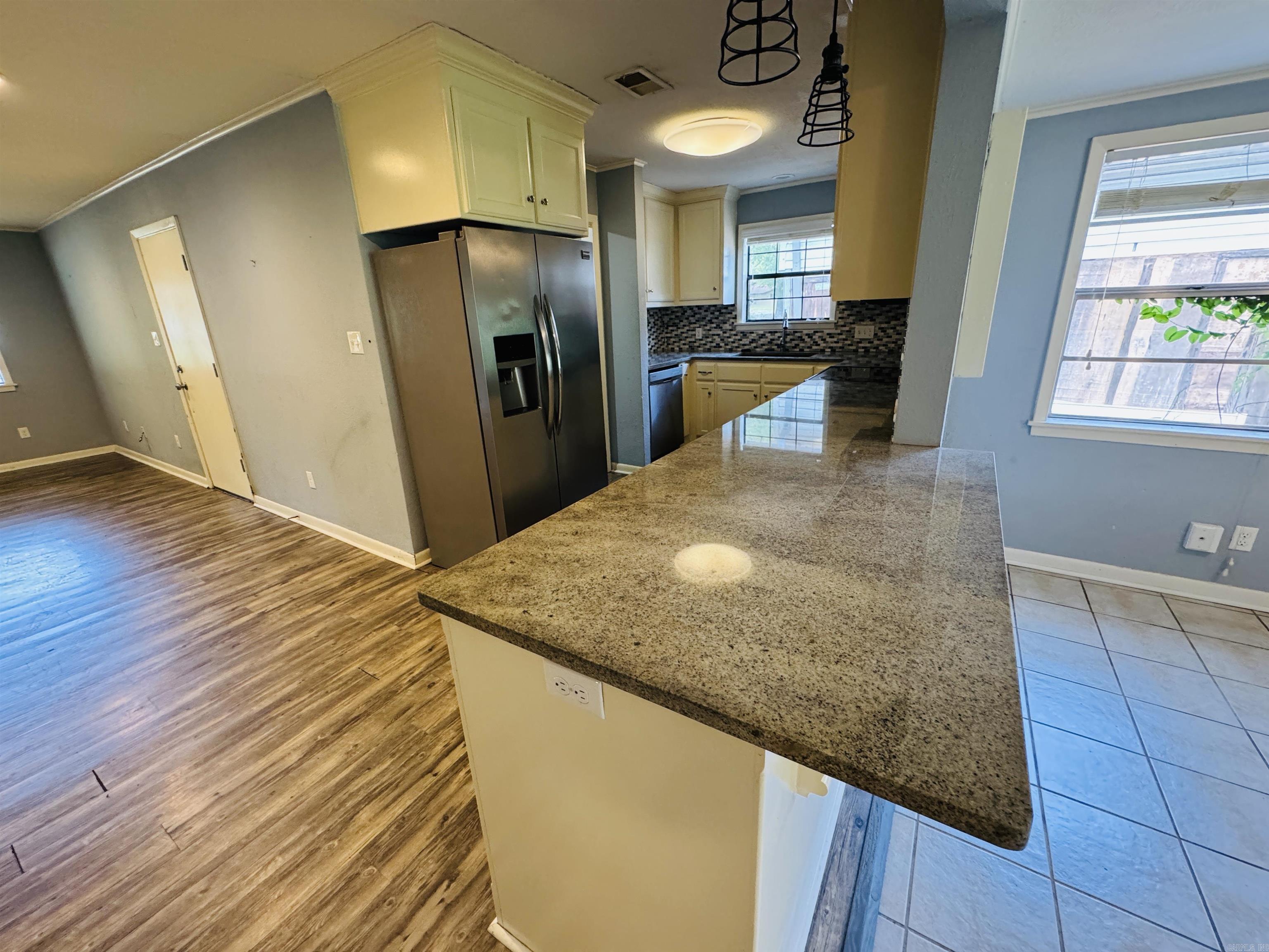 10  Roberts  Mayflower, AR