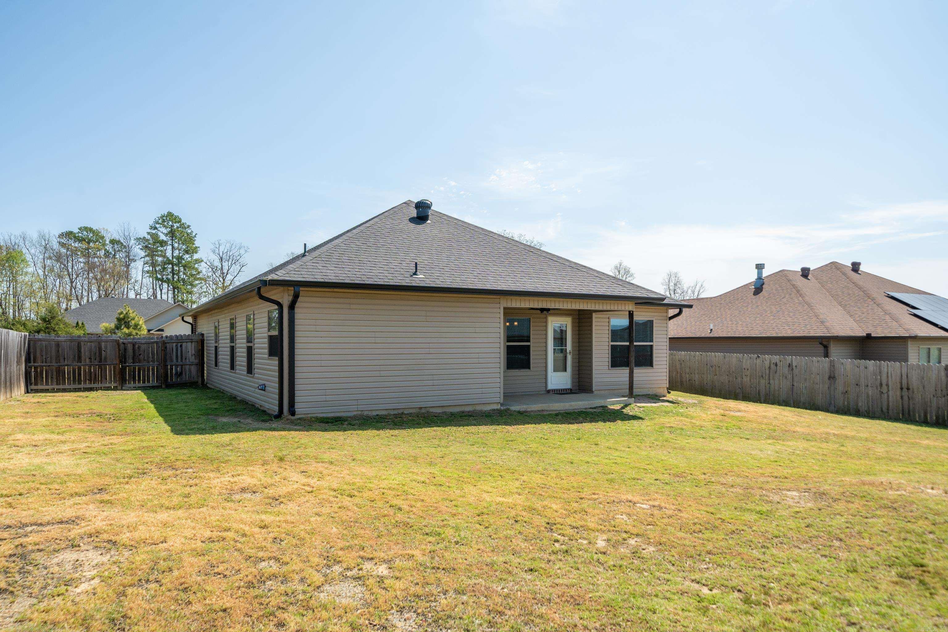 156  Cambridge Drive  Hot Springs National Park, AR
