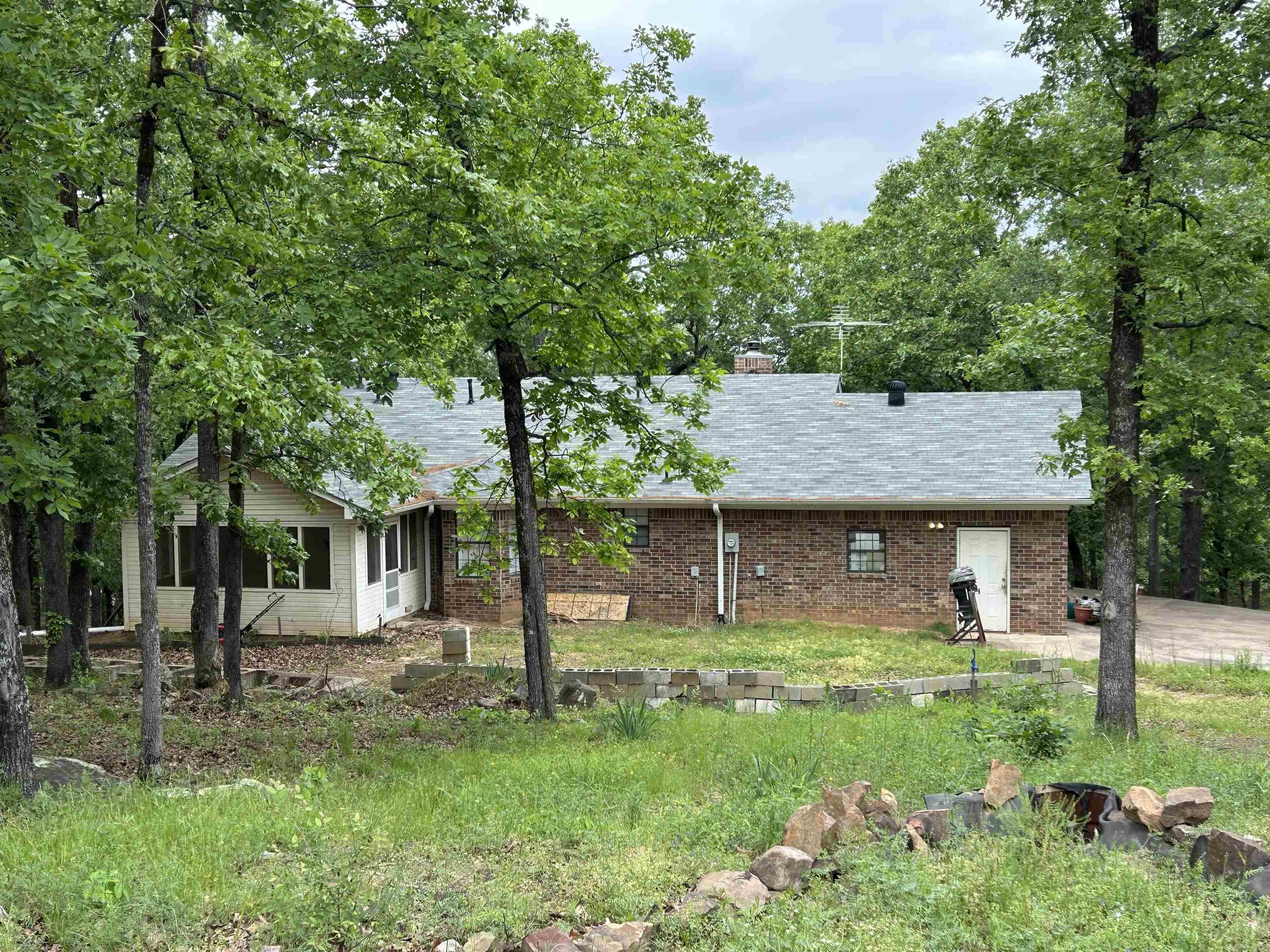 16  Pinecrest  Conway, AR