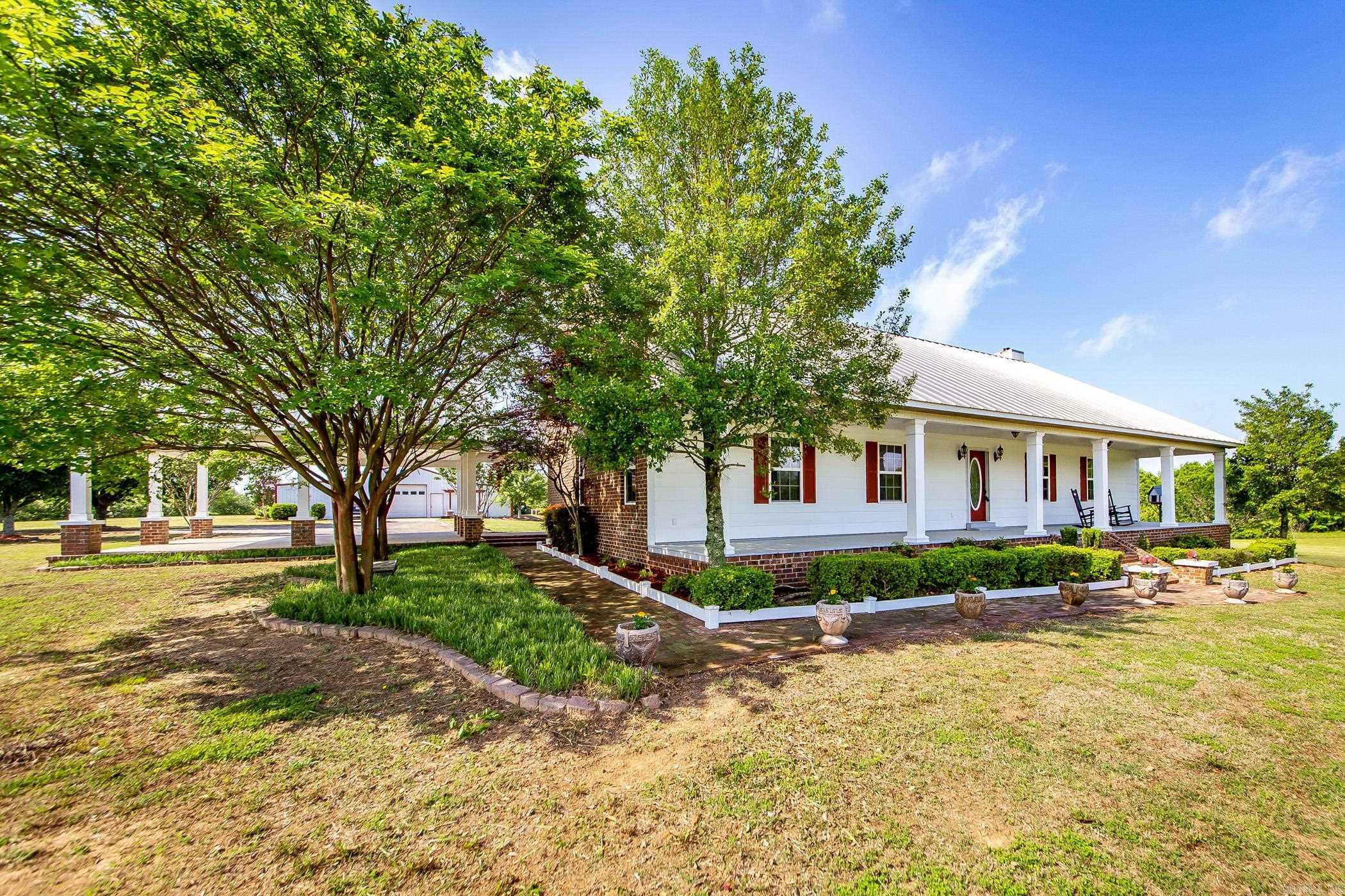102  Mount Moriah  McRae, AR